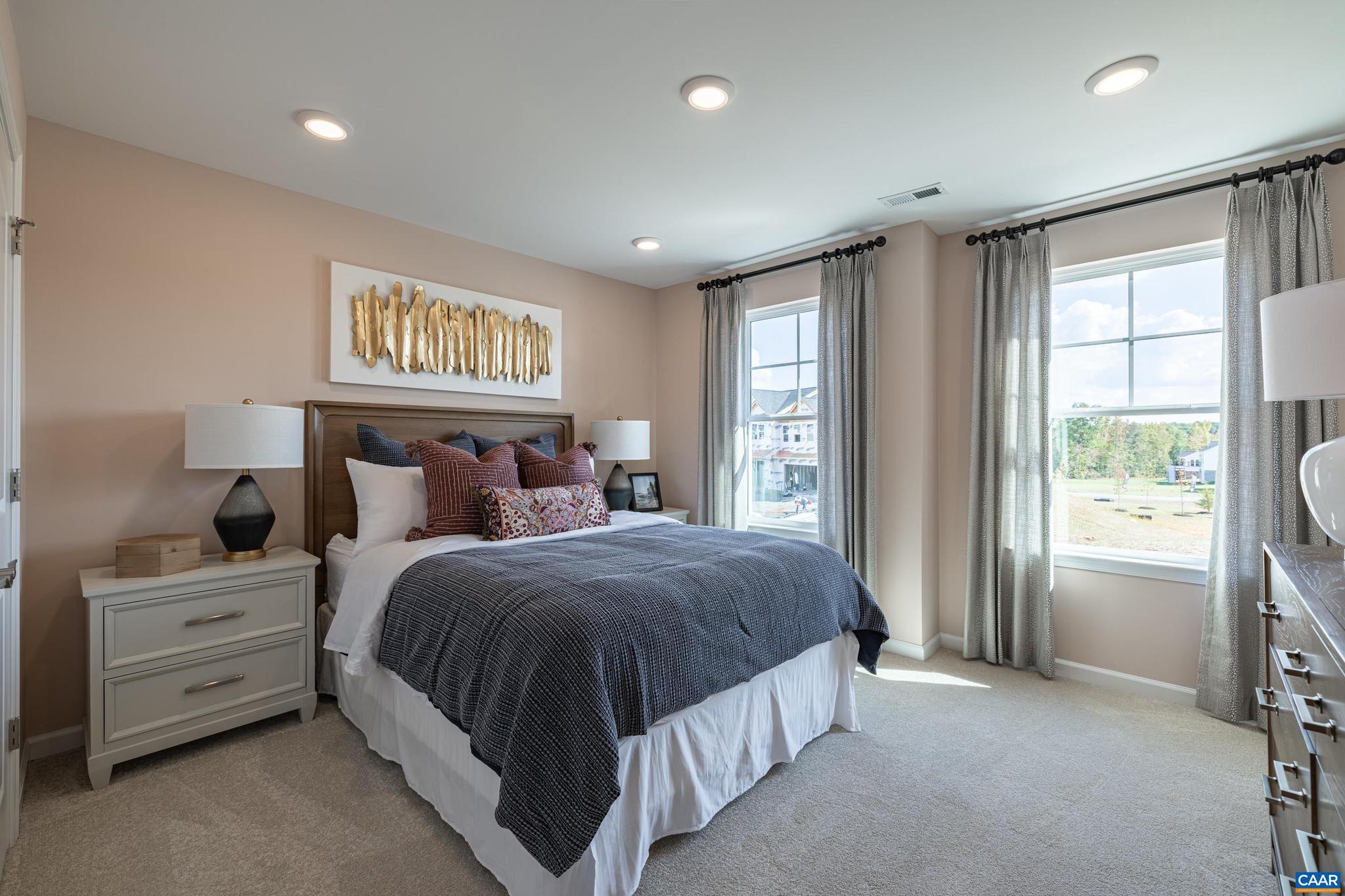 SPRING CREEK - Residential