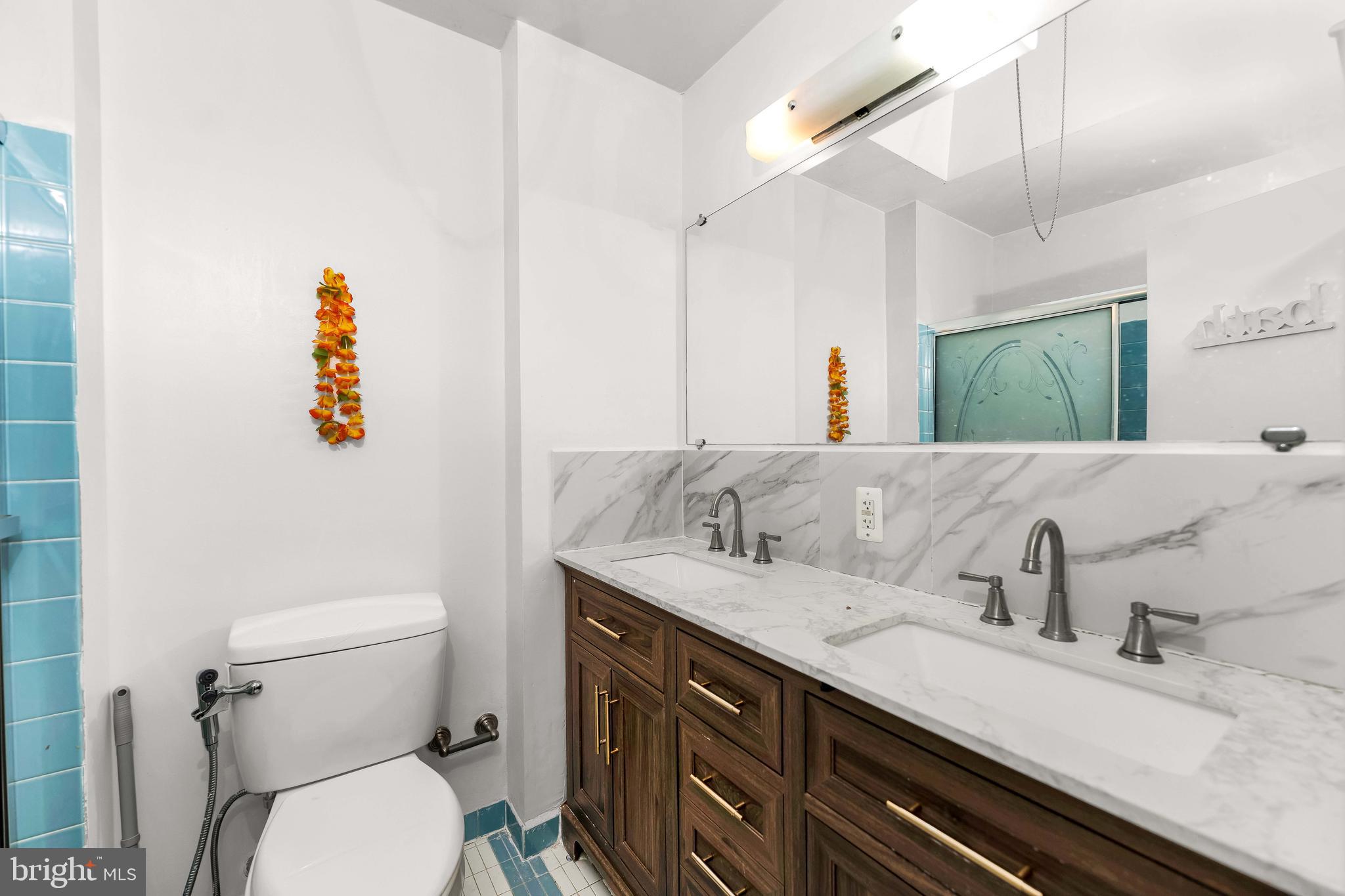 PHILADELPHIA (NORTHEAST) - Residential