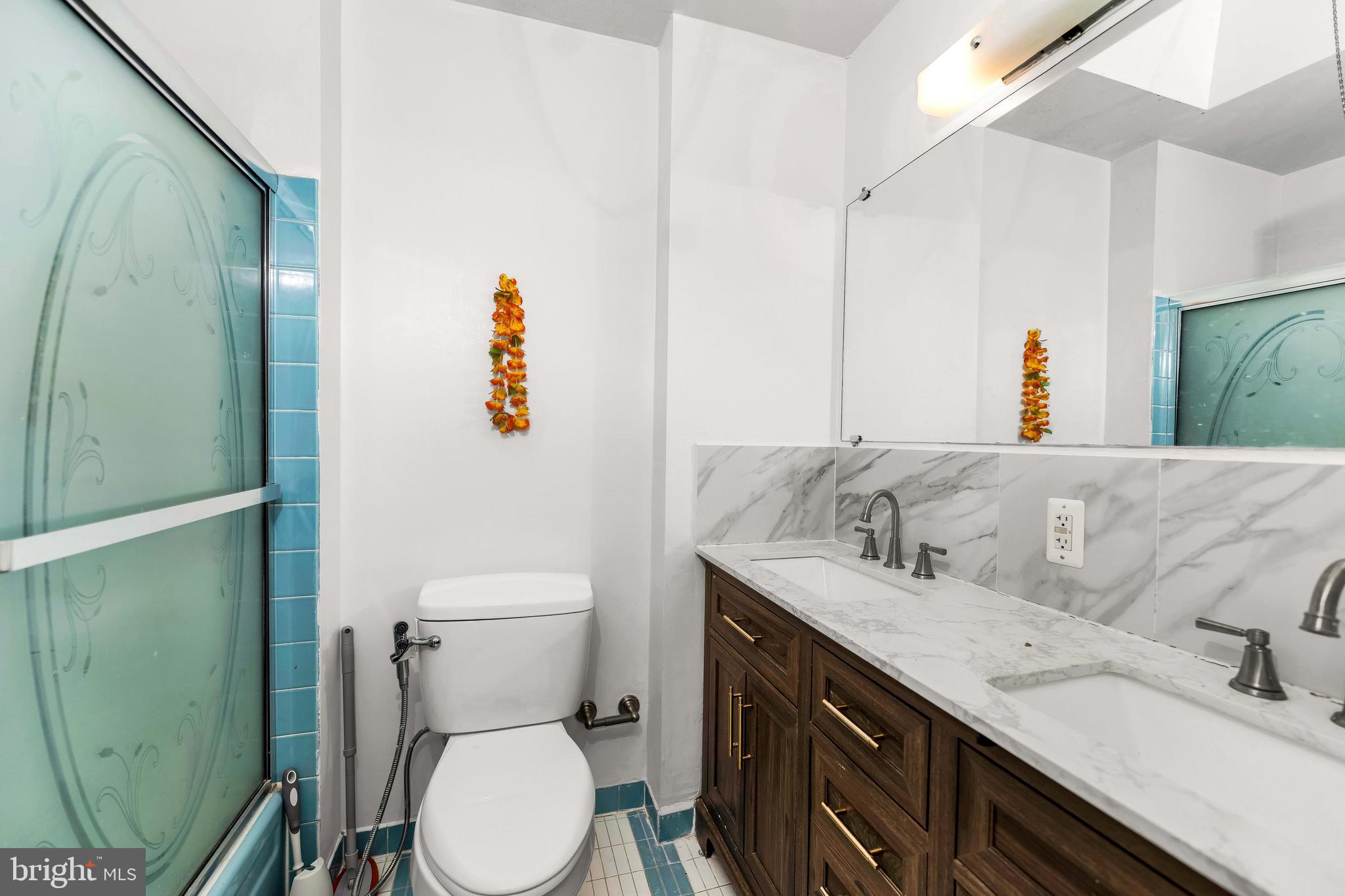 PHILADELPHIA (NORTHEAST) - Residential