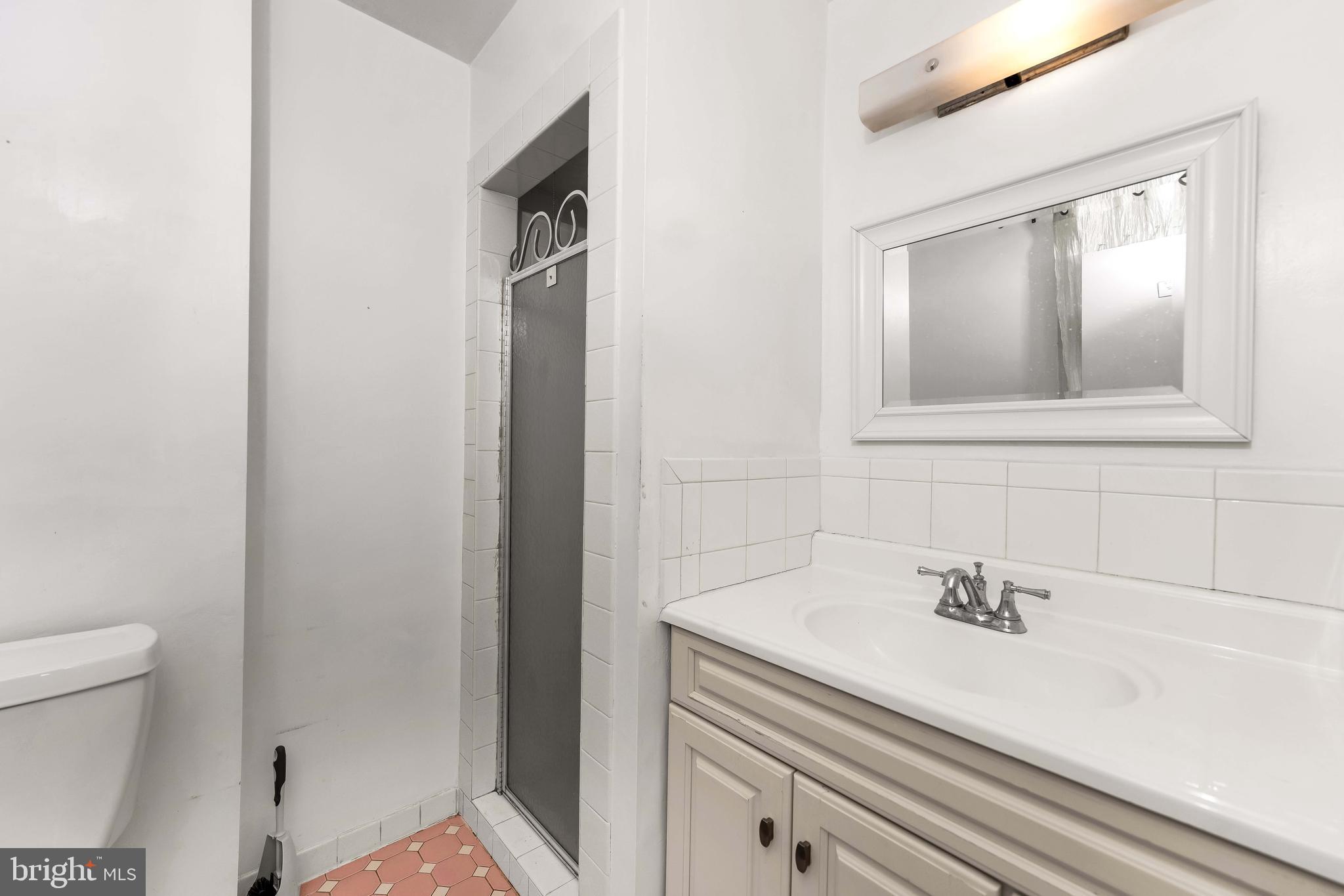 PHILADELPHIA (NORTHEAST) - Residential