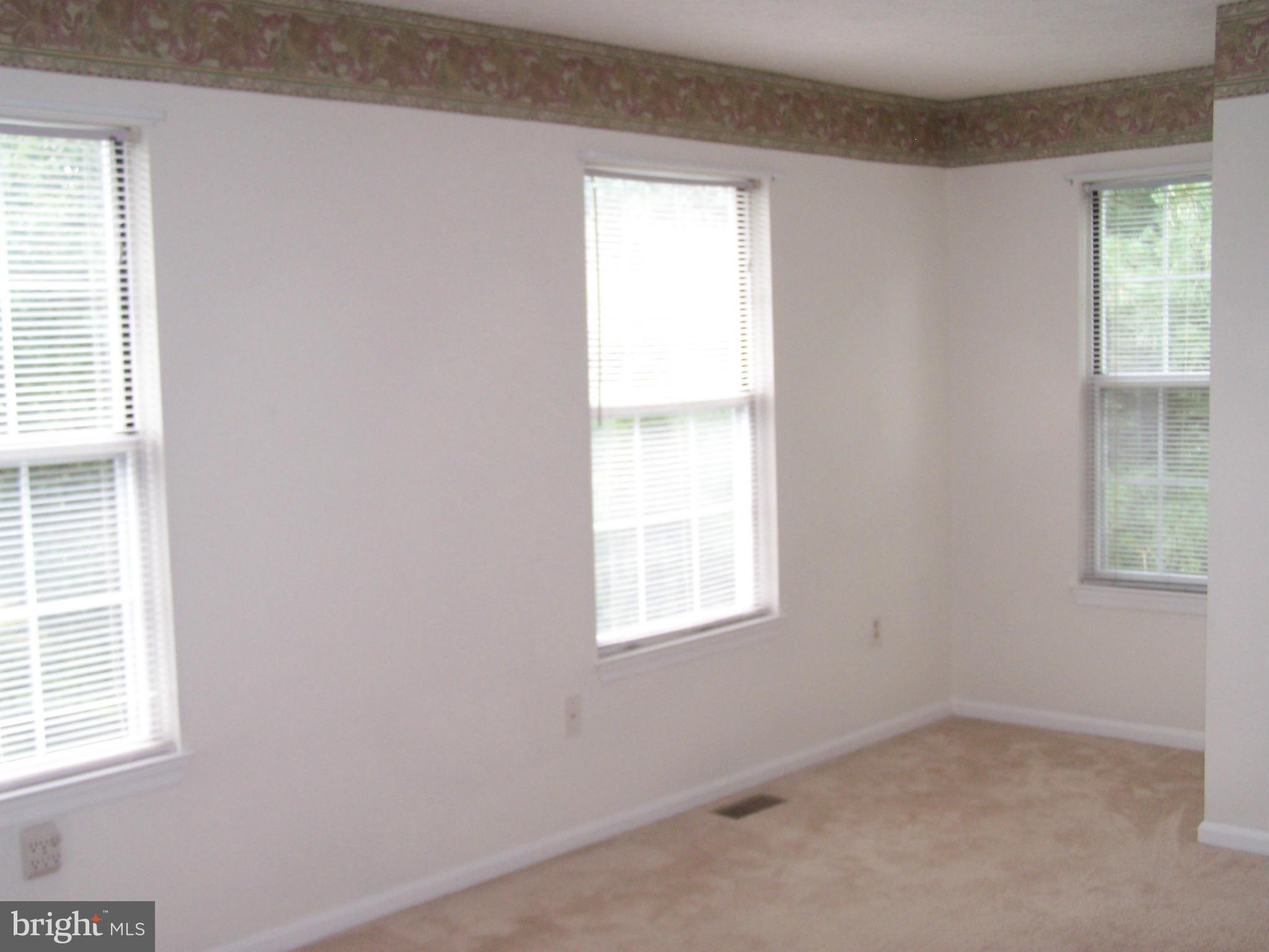 ST CHARLES SUB - HAMPSHIRE - Residential