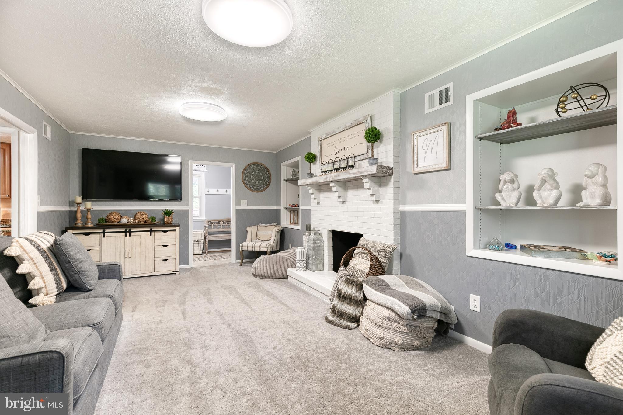 BALDWIN HILLS - Residential