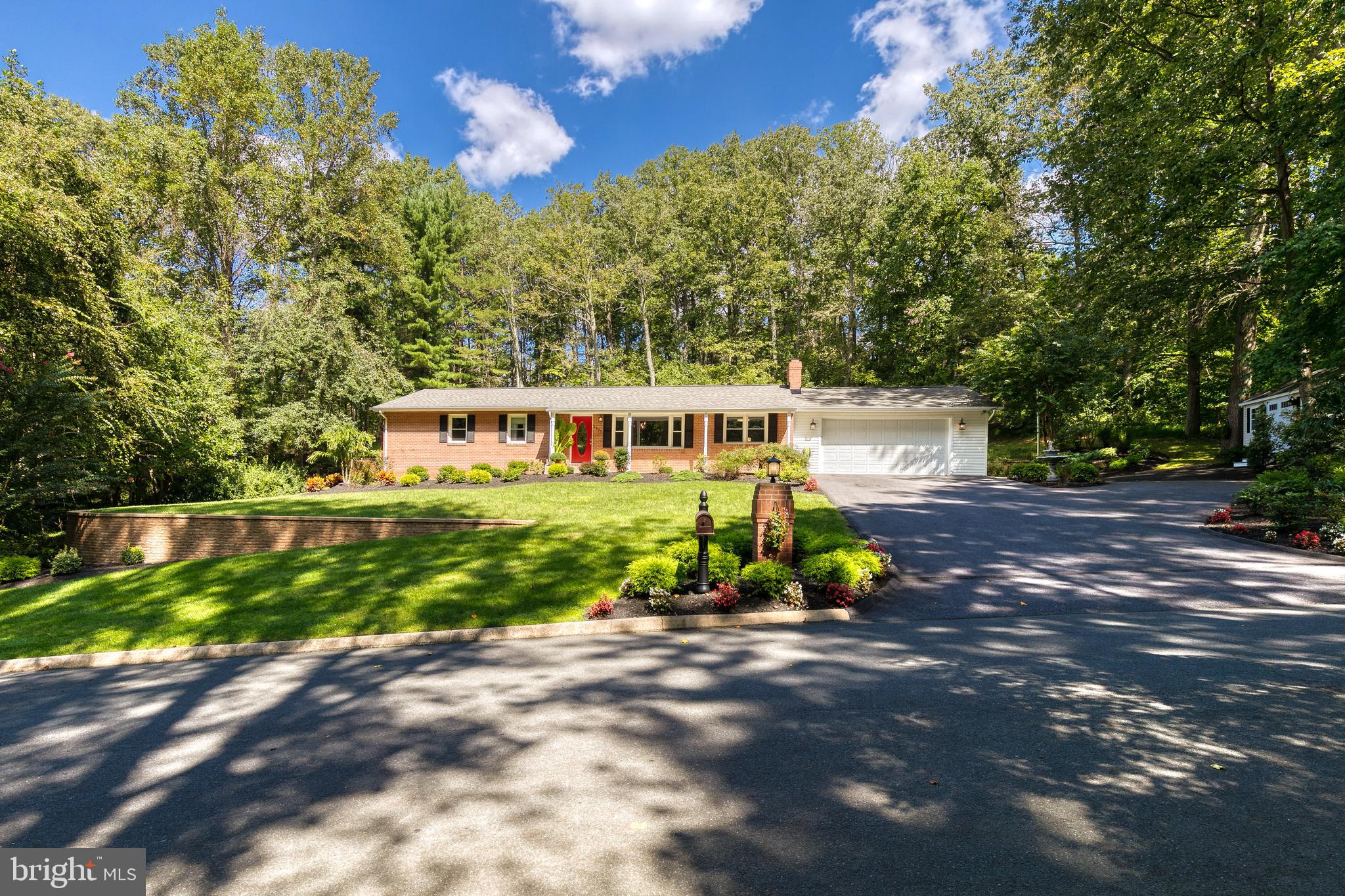 BALDWIN HILLS - Residential