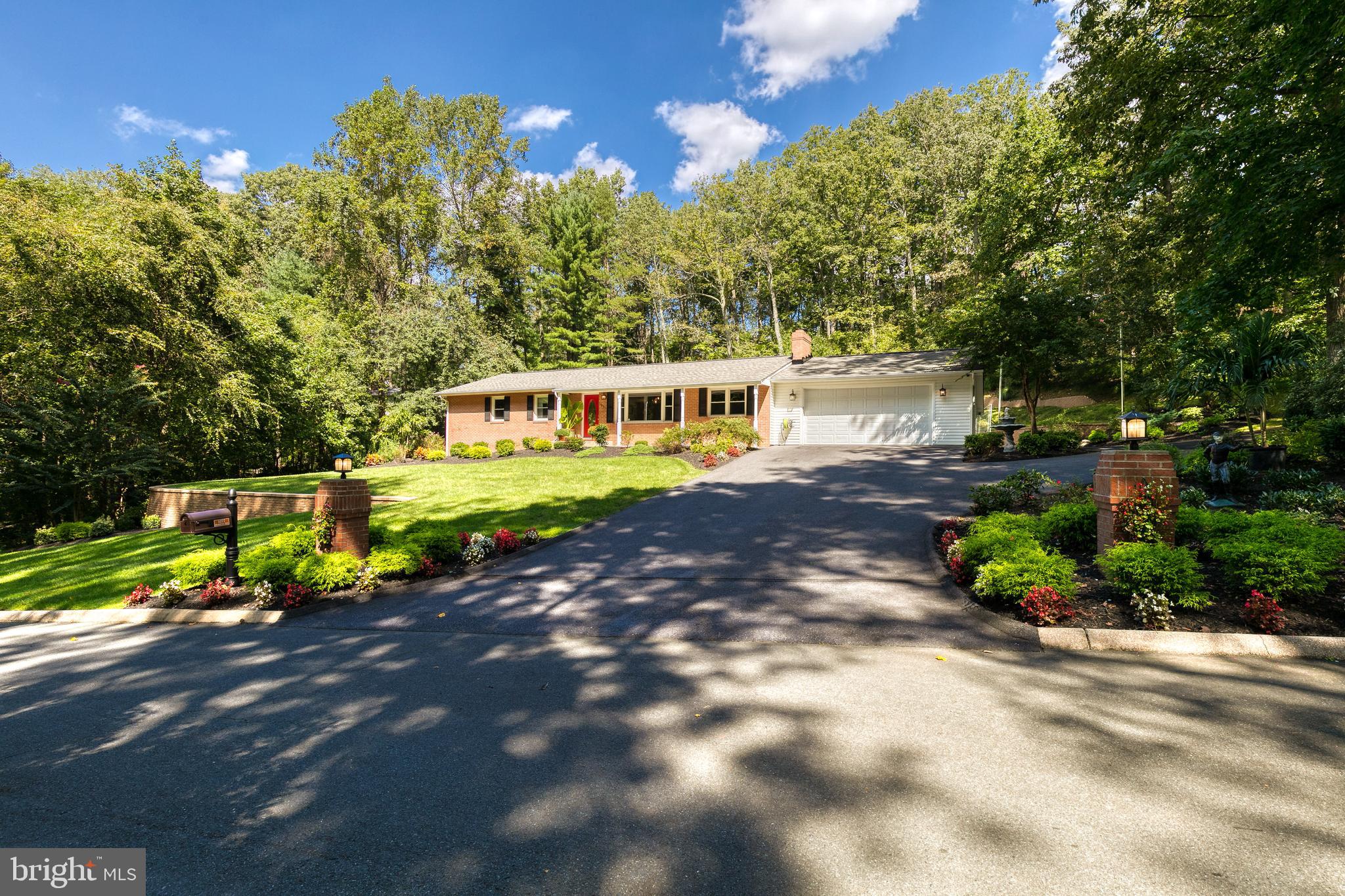 BALDWIN HILLS - Residential