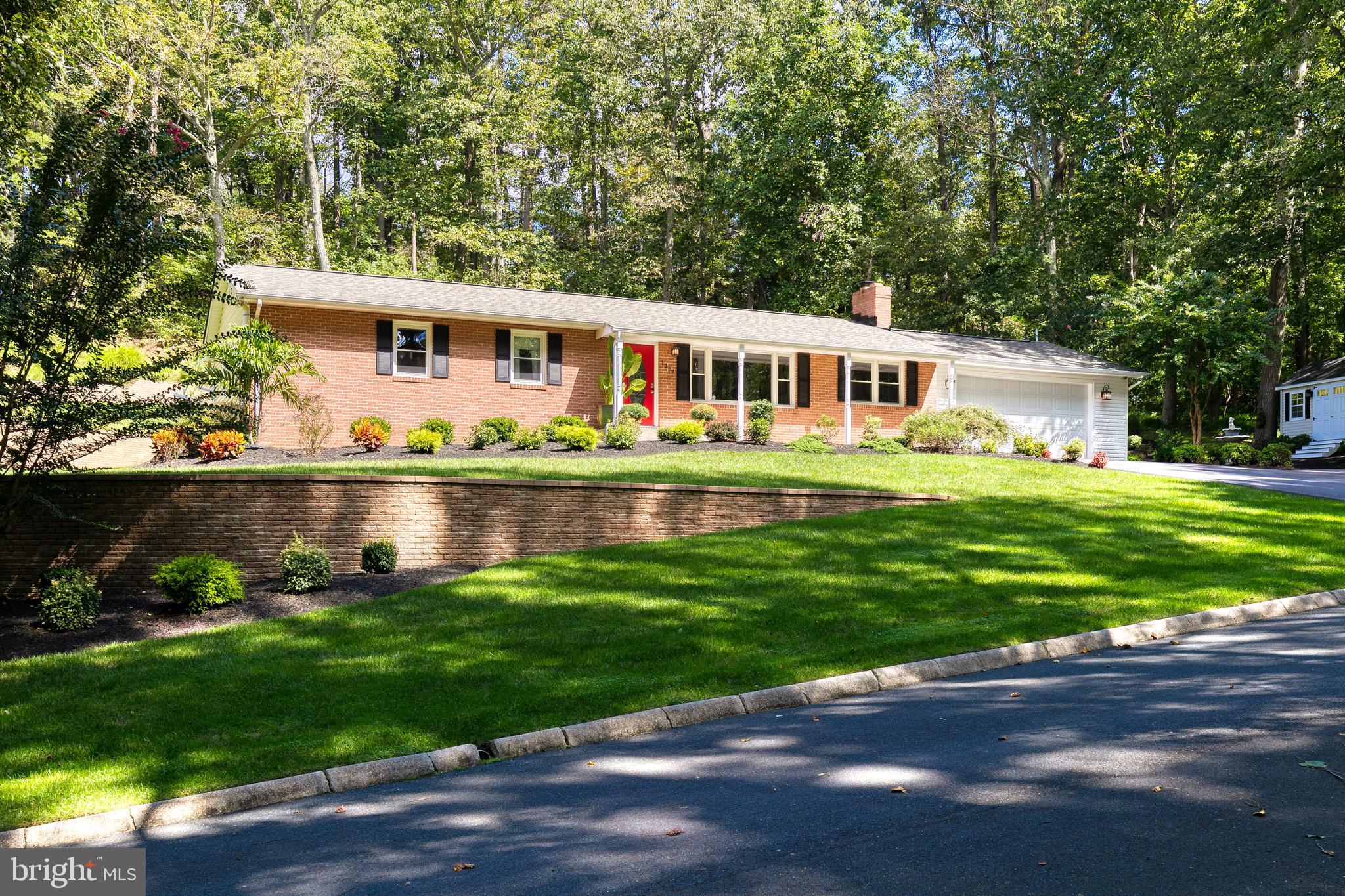 BALDWIN HILLS - Residential