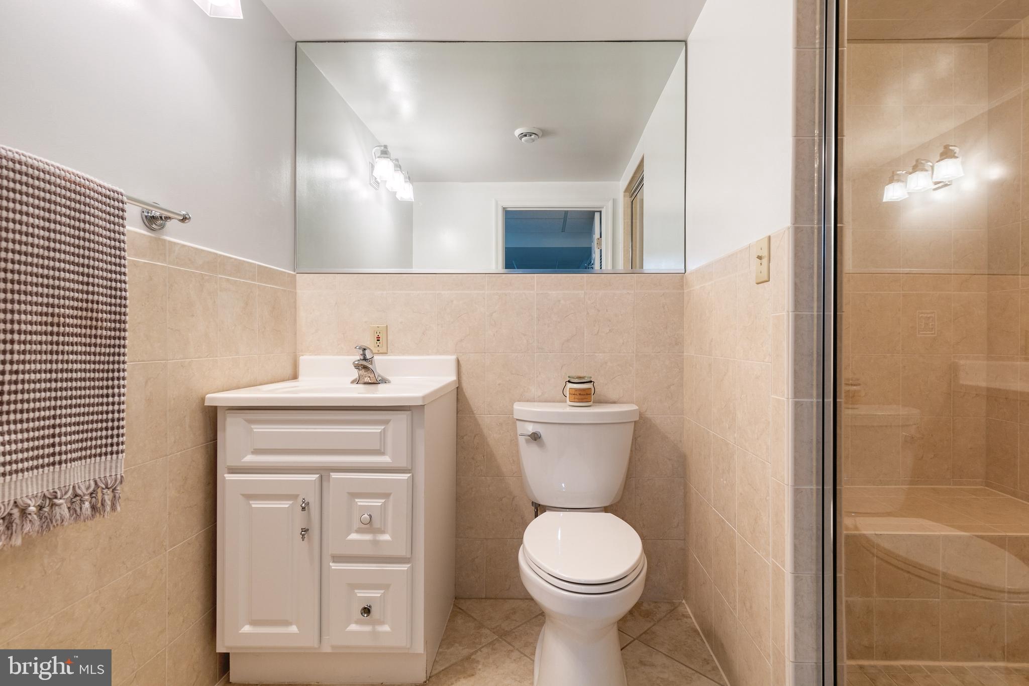 BALDWIN HILLS - Residential