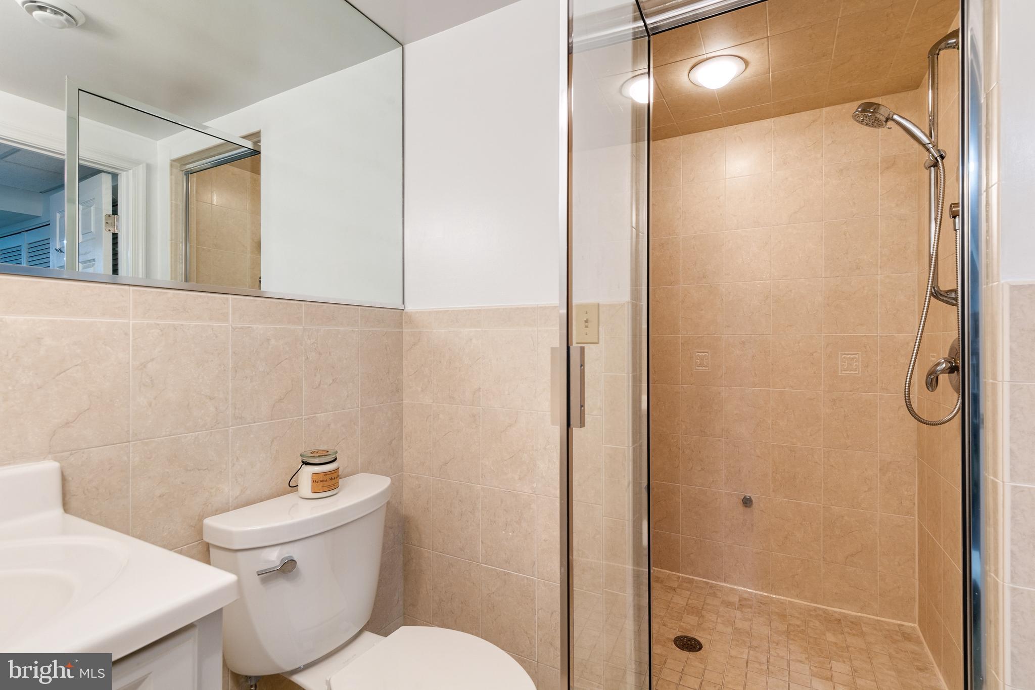 BALDWIN HILLS - Residential