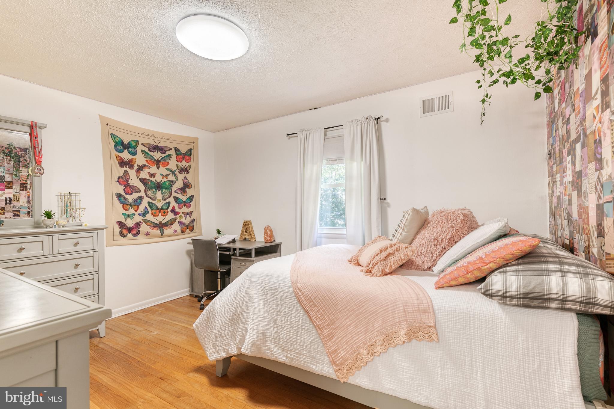 BALDWIN HILLS - Residential