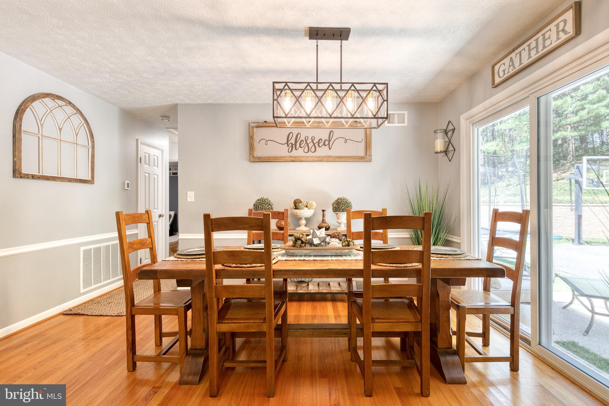 BALDWIN HILLS - Residential