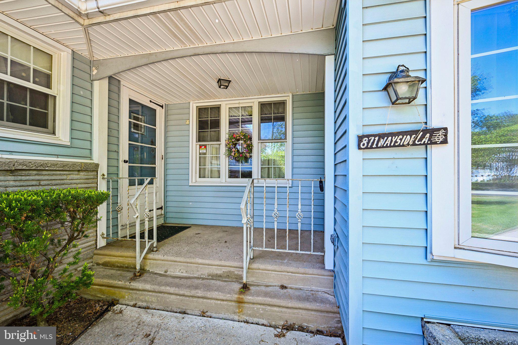 871 WAYSIDE LANE