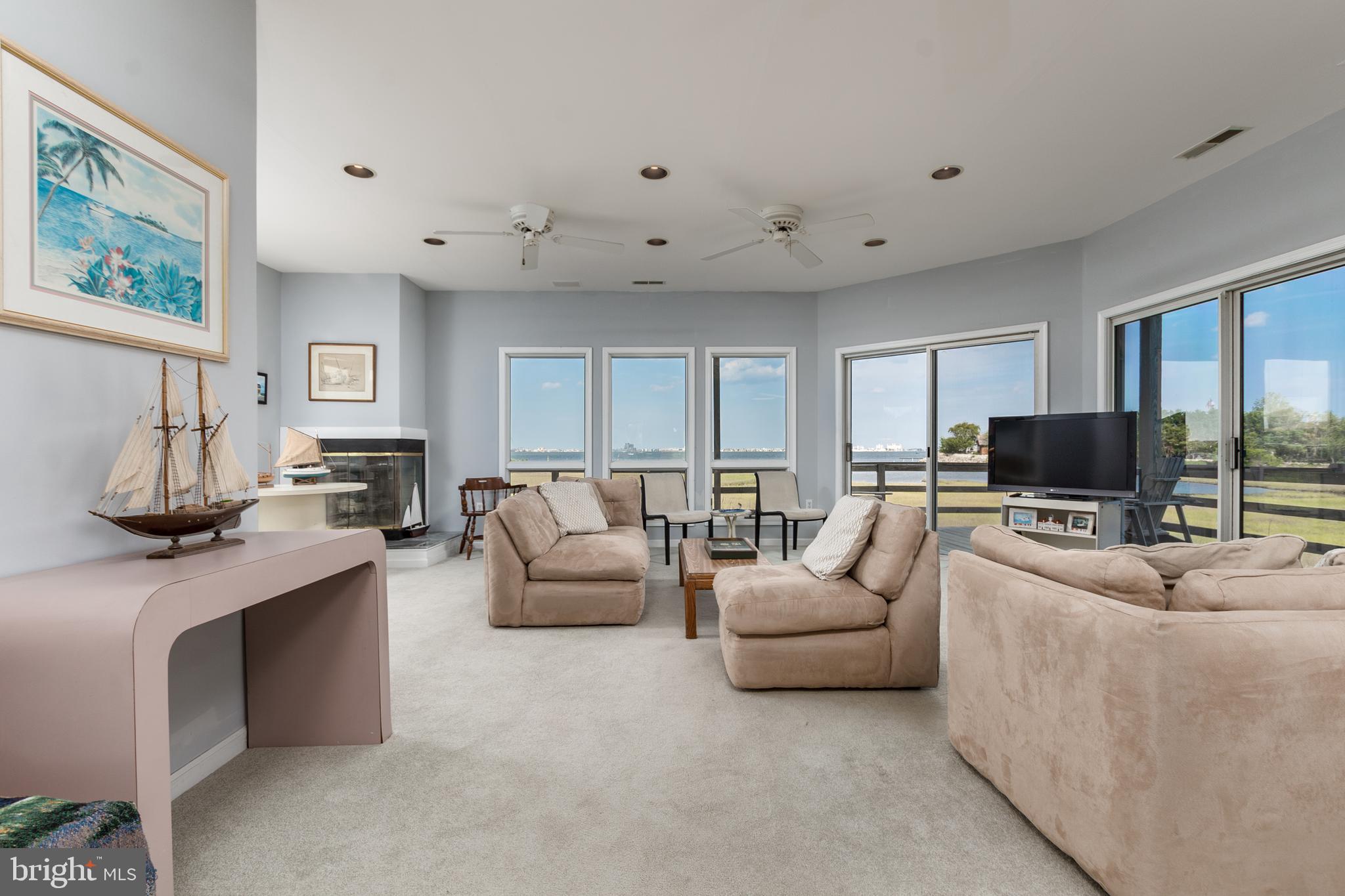 CAPE ISLE OF WIGHT - Residential