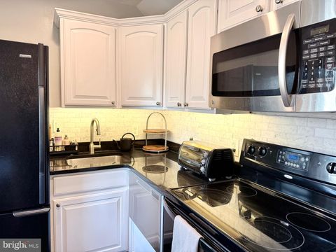 4628 36TH STREET S B1 ARLINGTON VA 22206