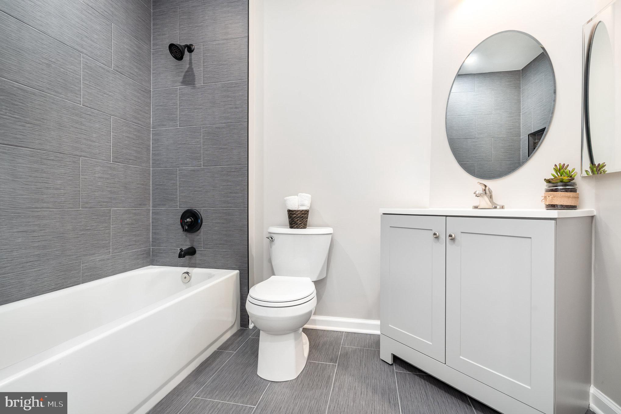 WORLDGATE CONDO - Residential Lease