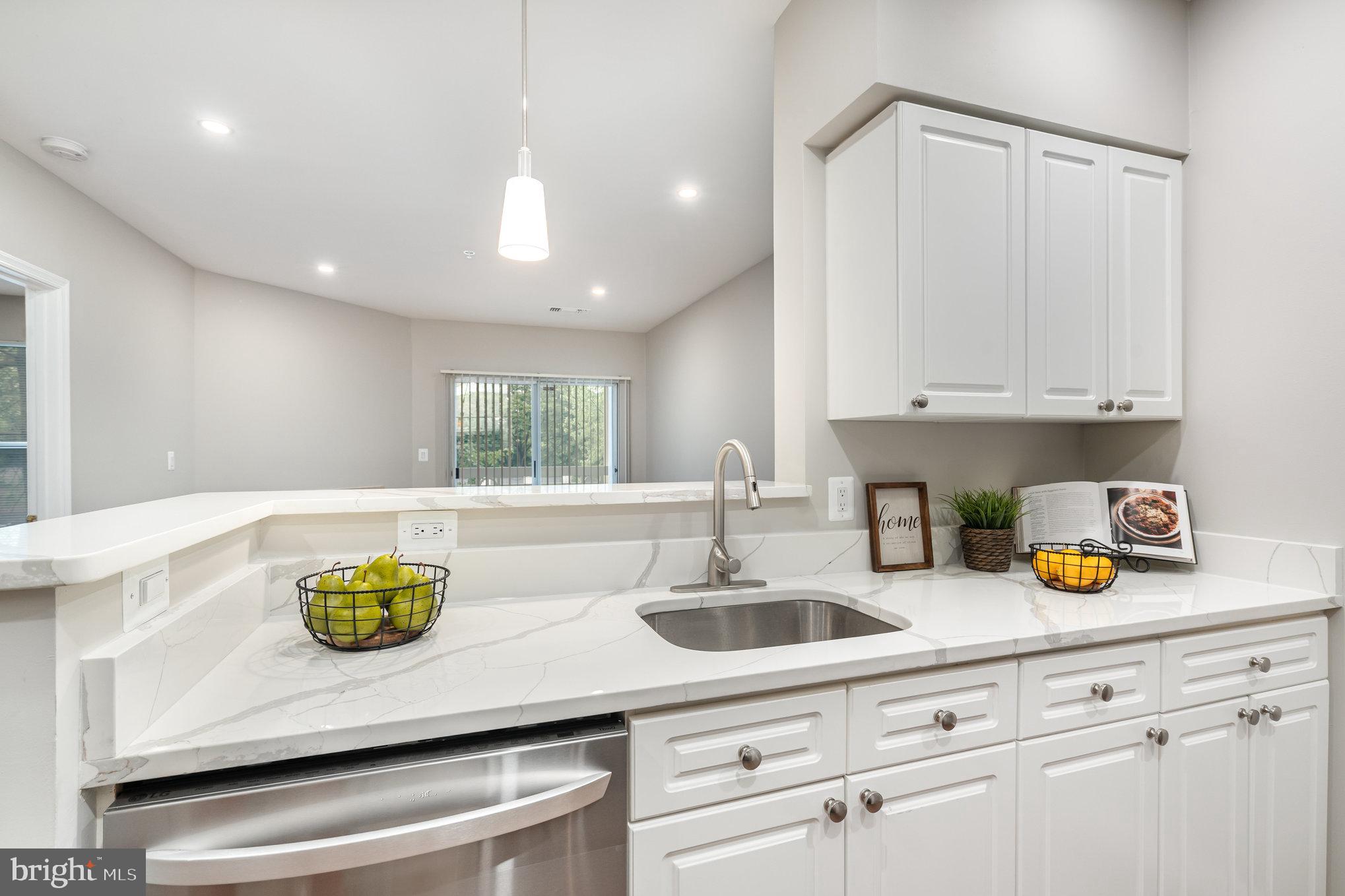 WORLDGATE CONDO - Residential Lease