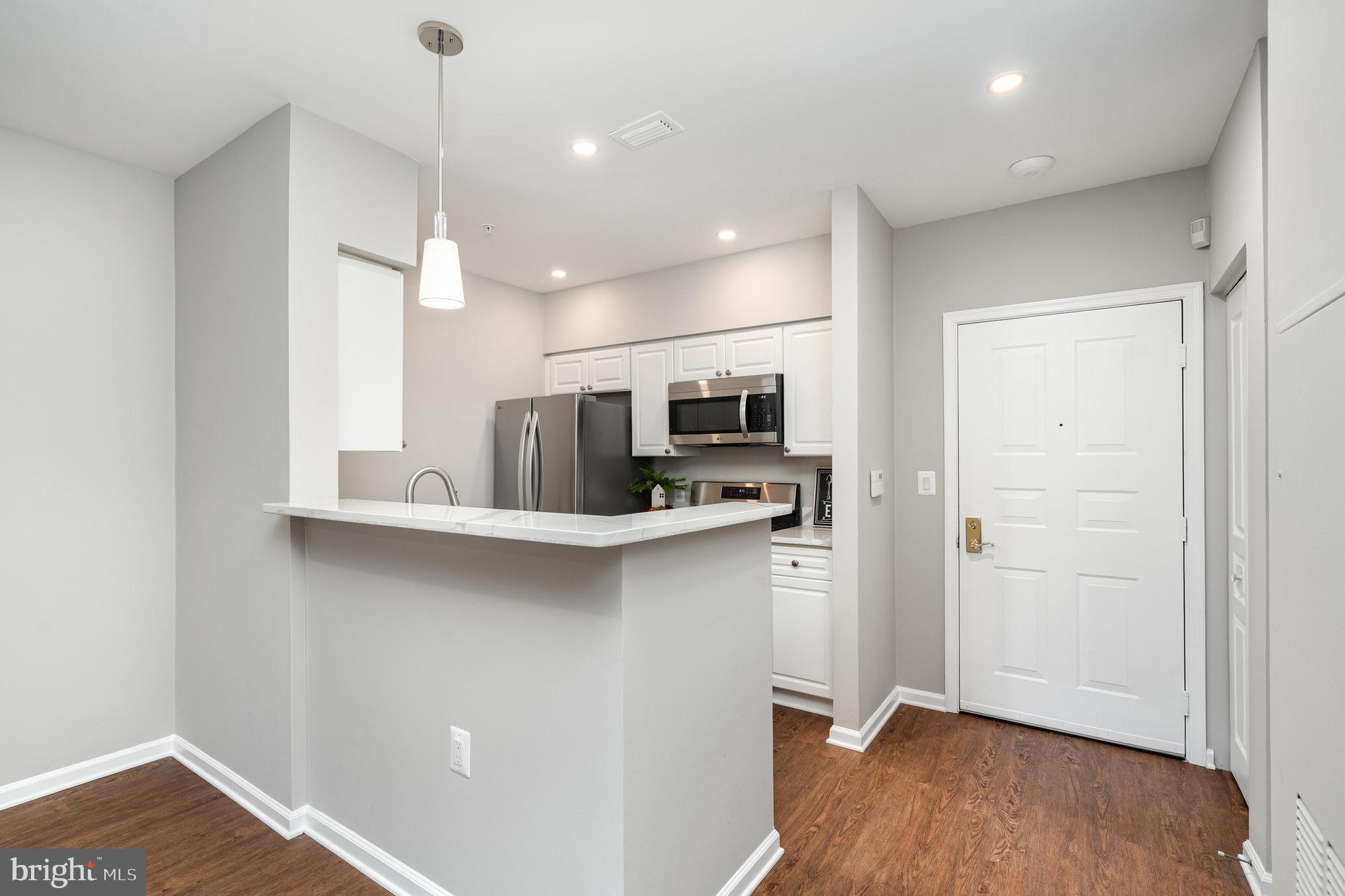 WORLDGATE CONDO - Residential Lease