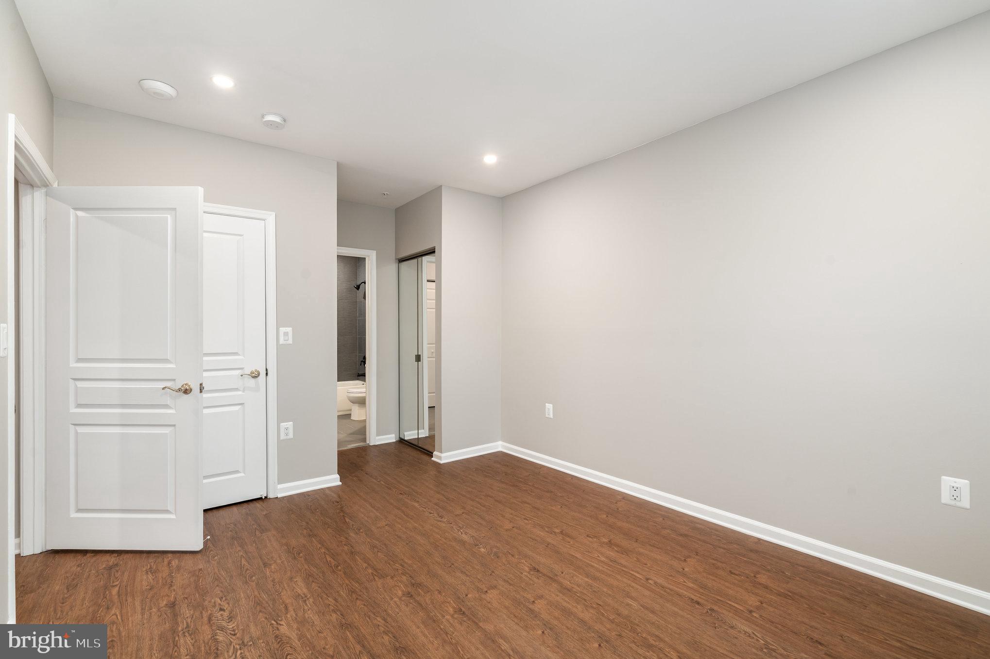 WORLDGATE CONDO - Residential Lease