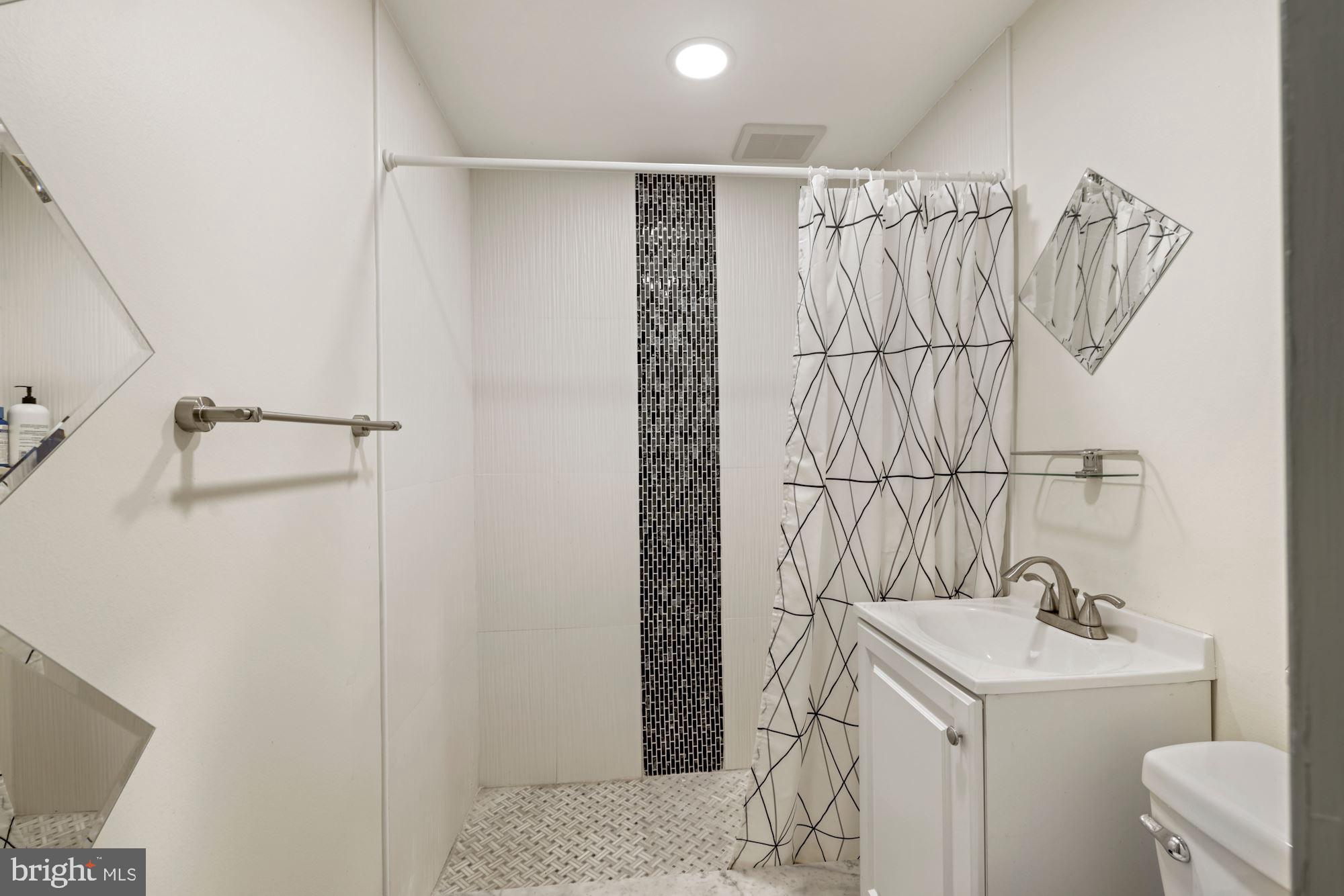 BANNOCKBURN HEIGHTS - Residential