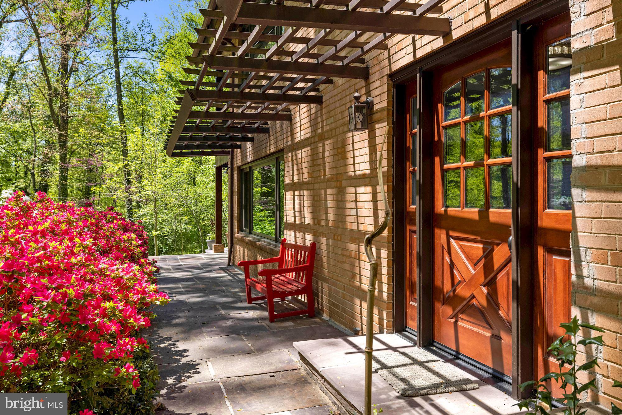 BANNOCKBURN HEIGHTS - Residential