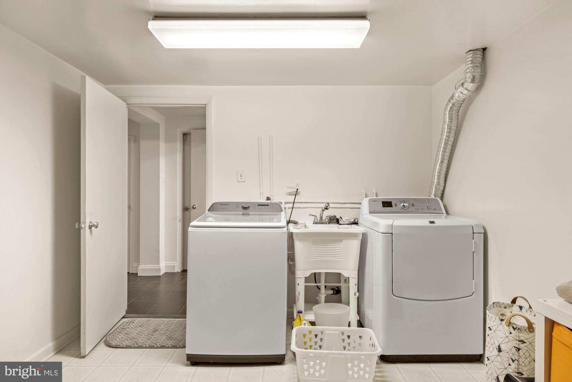 BANNOCKBURN HEIGHTS - Residential