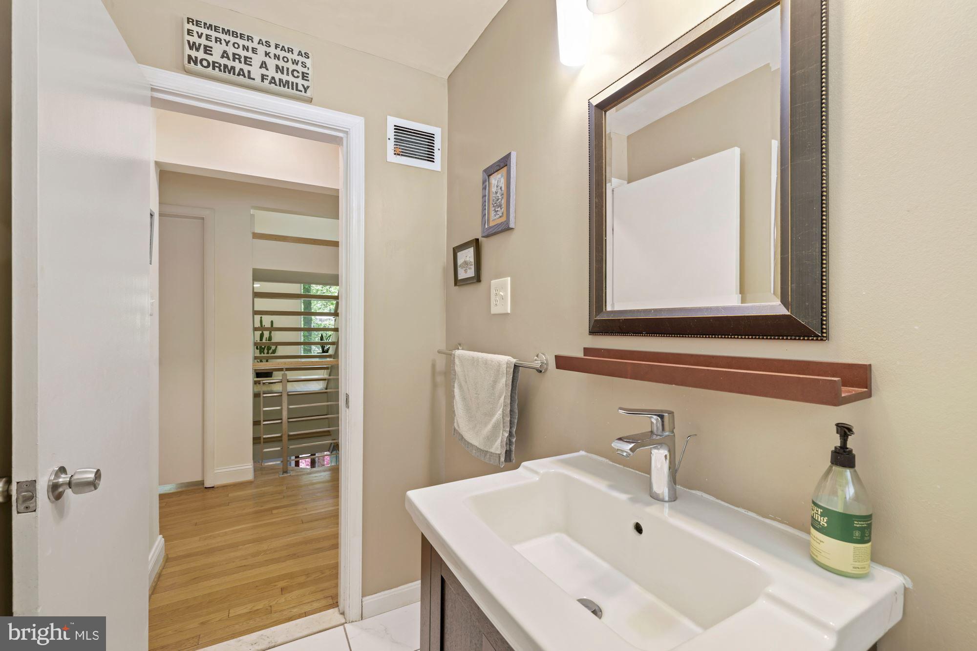 BANNOCKBURN HEIGHTS - Residential