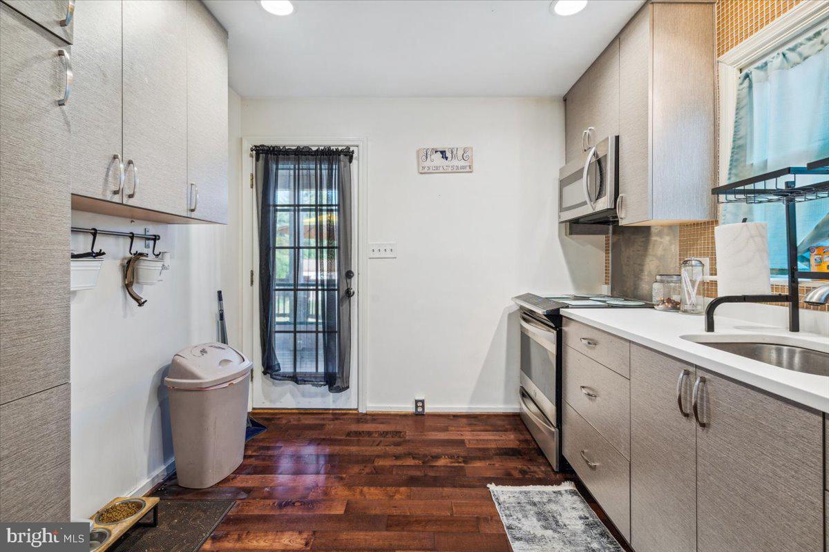 VILLA ESTATES - Residential