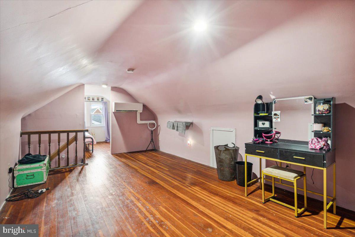 VILLA ESTATES - Residential