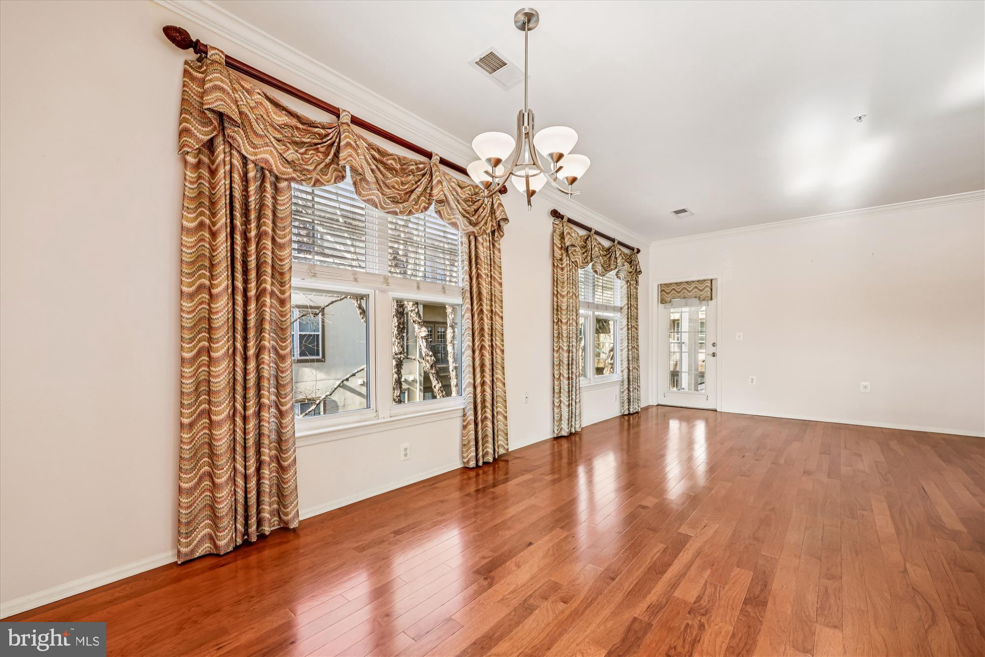 WHITE FLINT STATION - Residential