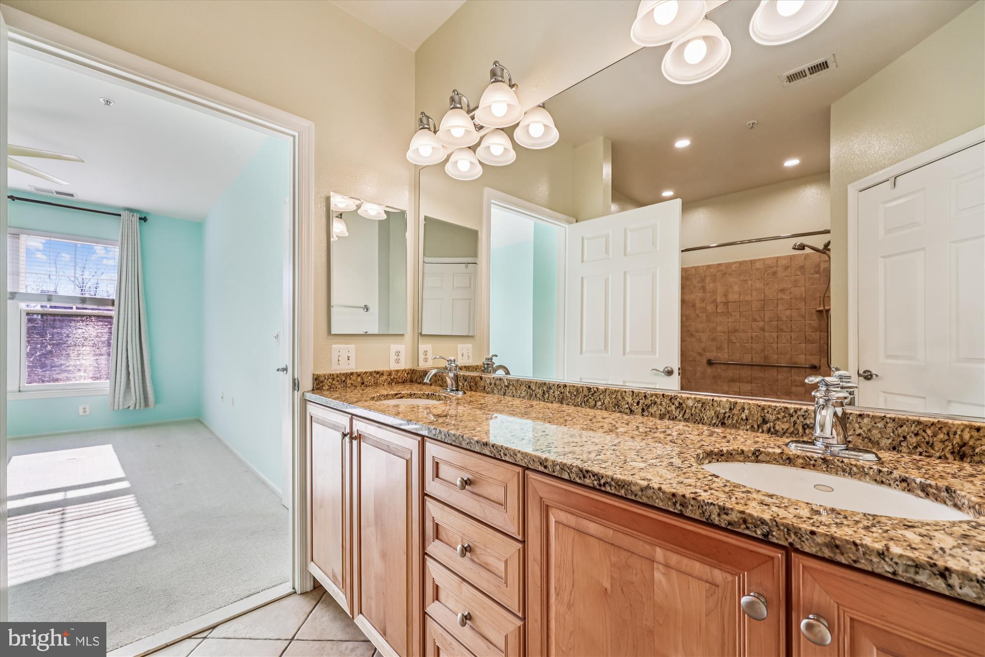 WHITE FLINT STATION - Residential