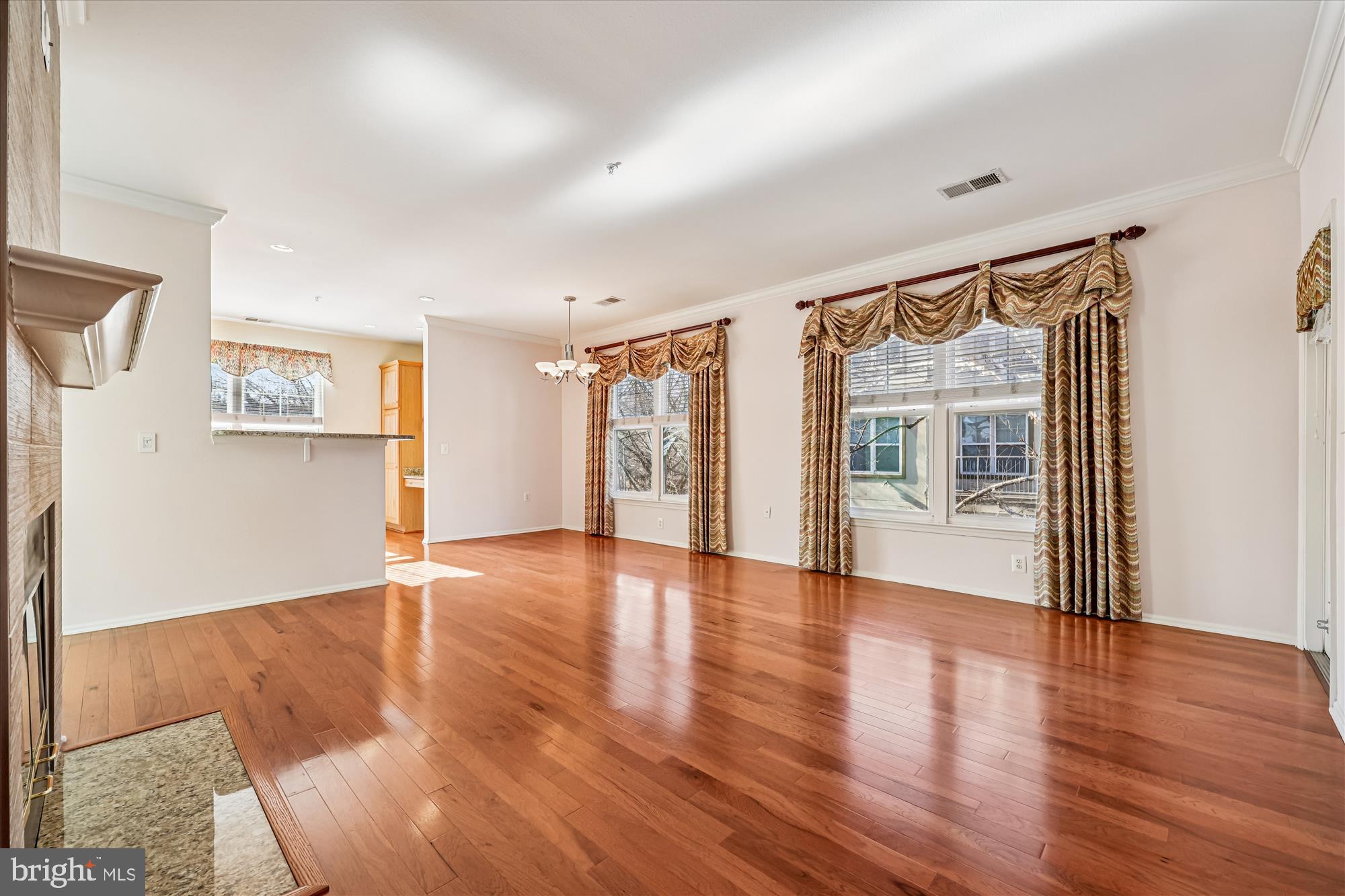 WHITE FLINT STATION - Residential