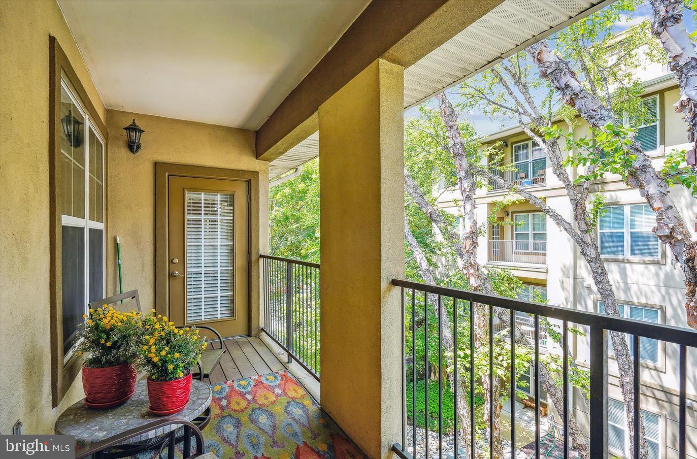 WHITE FLINT STATION - Residential