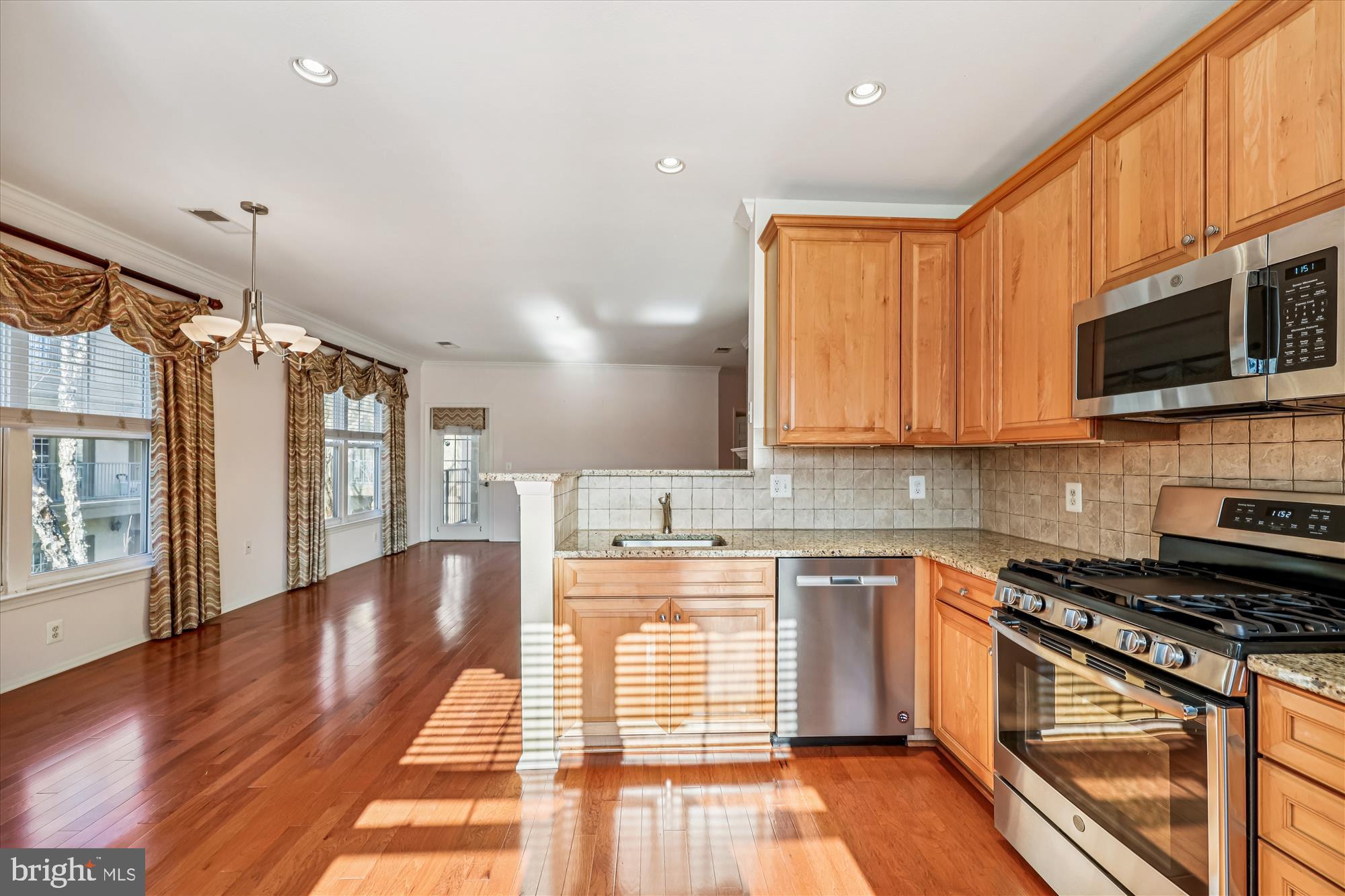 WHITE FLINT STATION - Residential