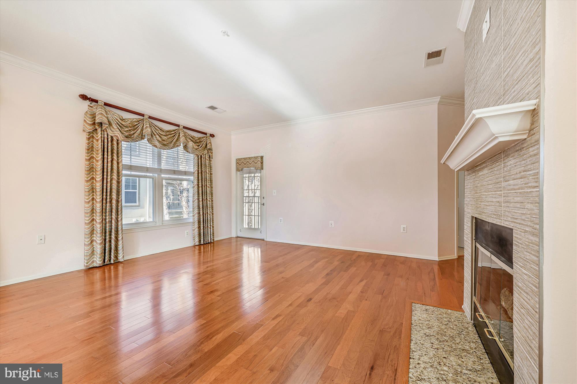 WHITE FLINT STATION - Residential