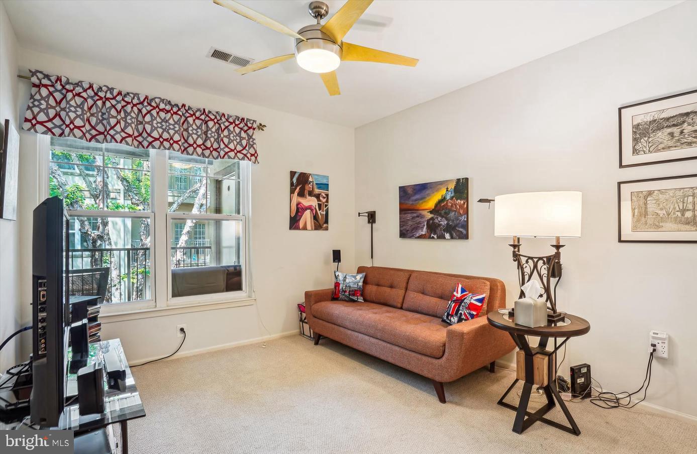 WHITE FLINT STATION - Residential