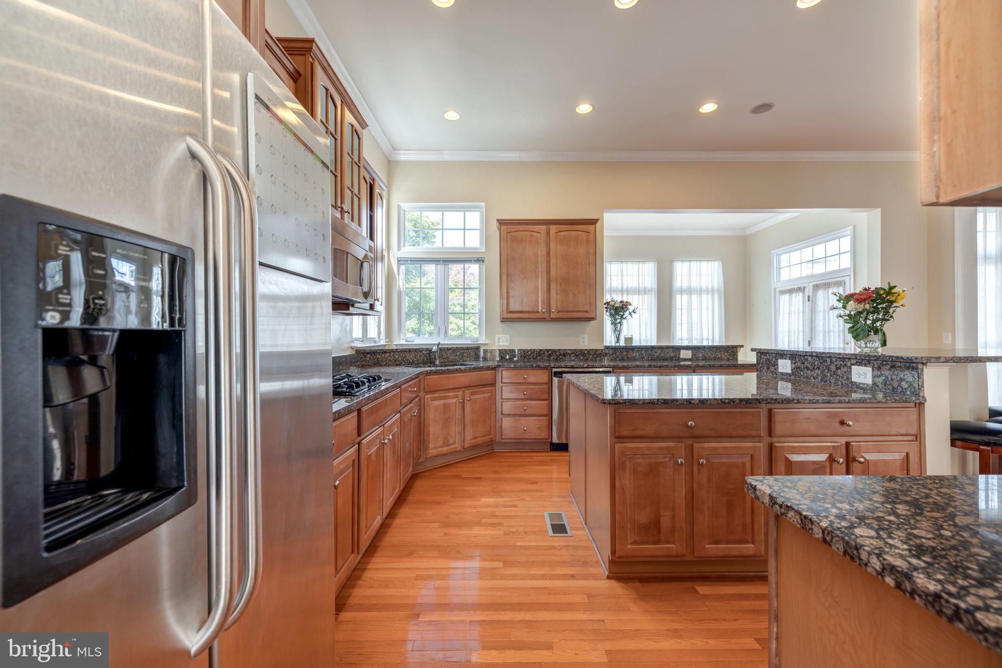 WINDSOR KNOLL - Residential Lease