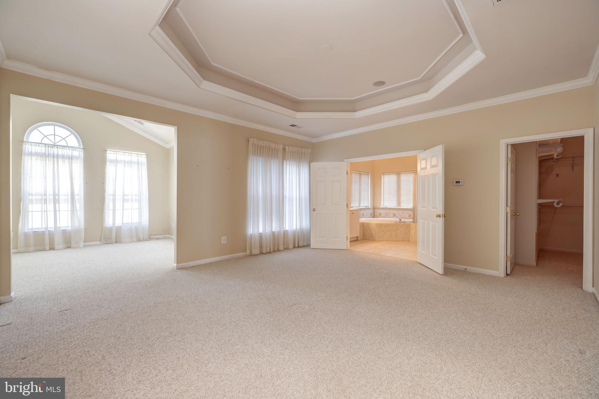 WINDSOR KNOLL - Residential Lease