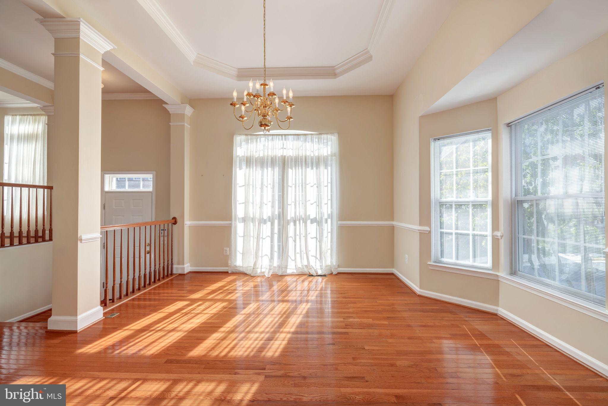 WINDSOR KNOLL - Residential Lease