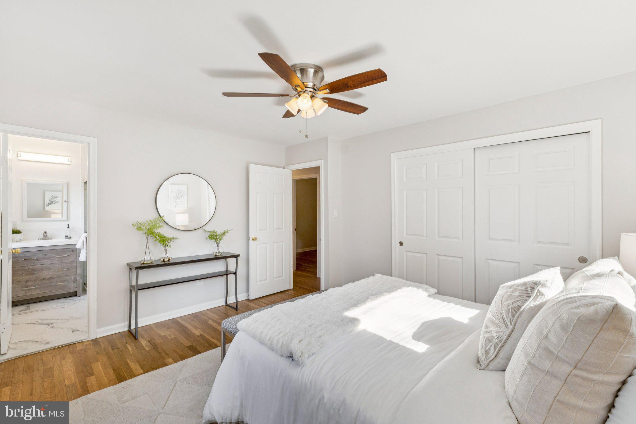 STRATTON WOODS - Residential