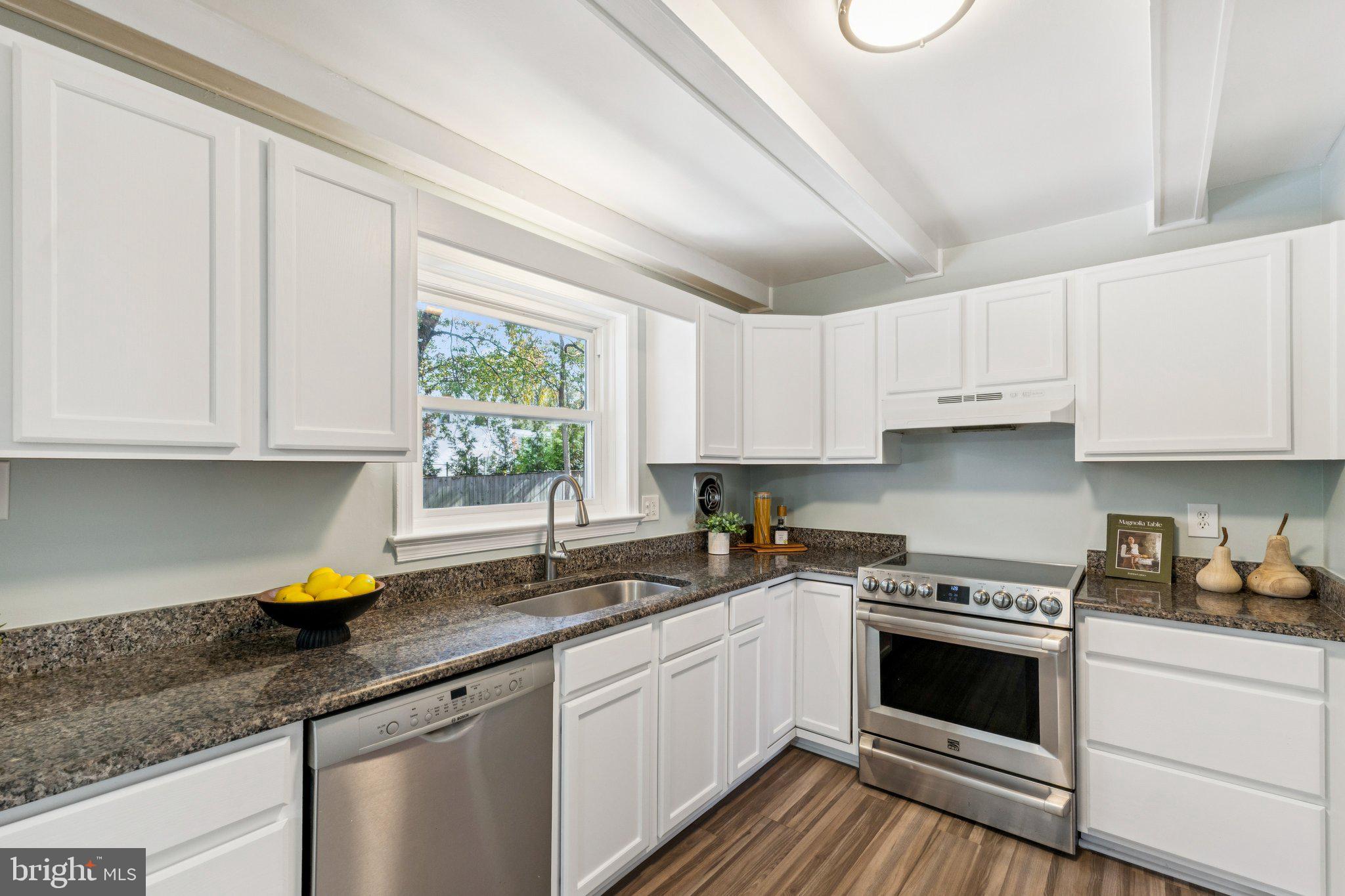 STRATTON WOODS - Residential