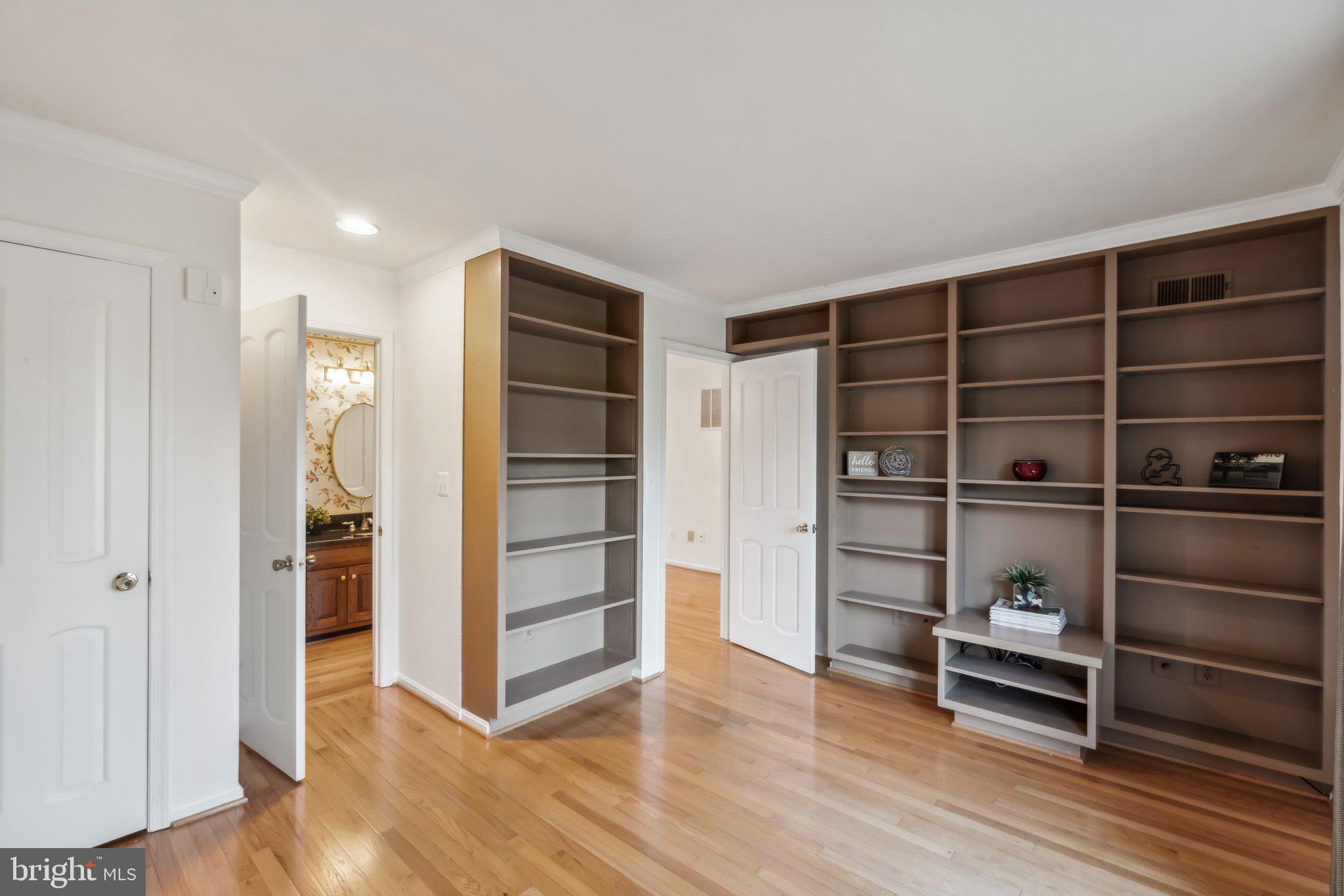 GLEN MILL VILLAGE - Residential