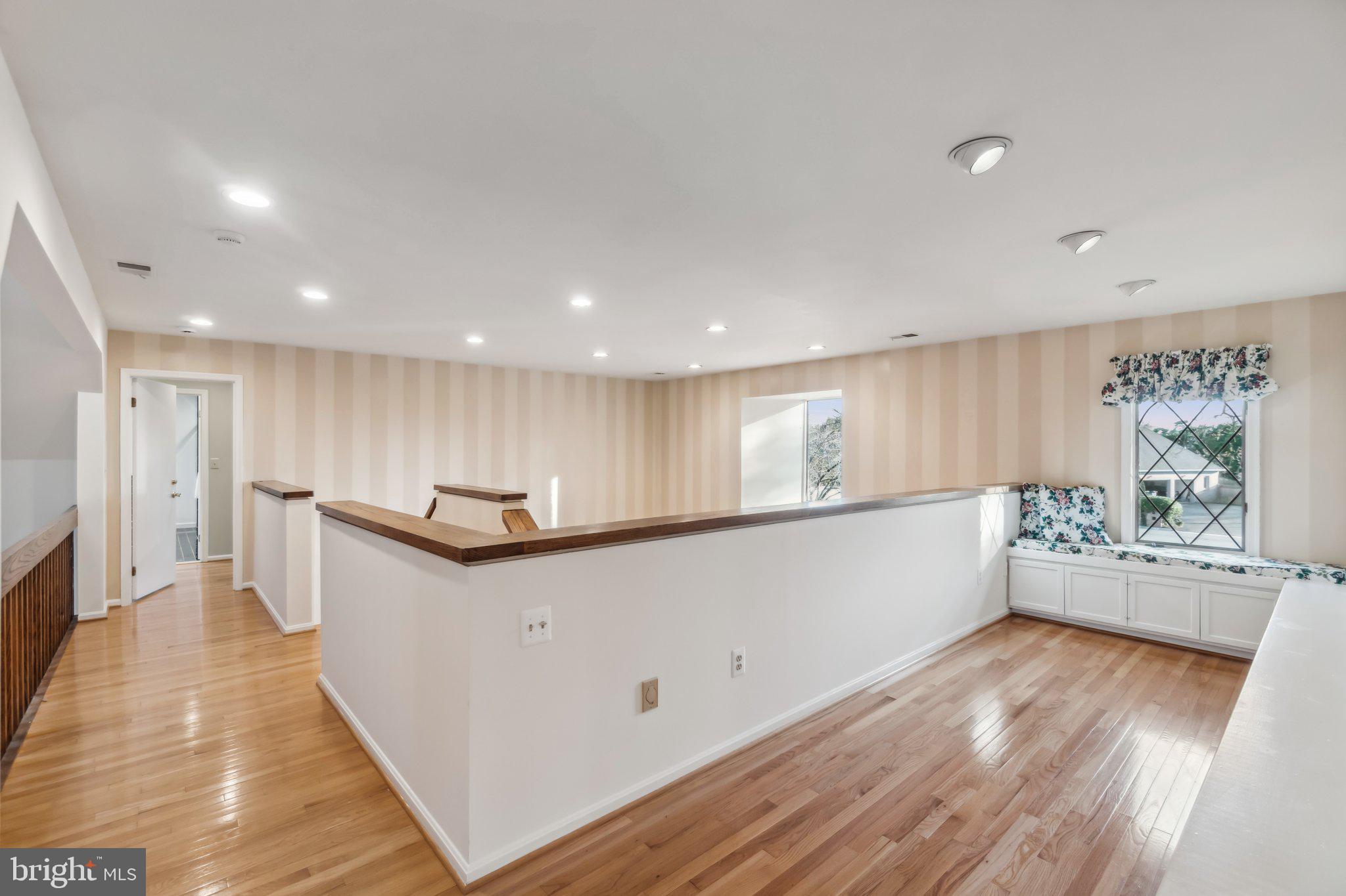 GLEN MILL VILLAGE - Residential