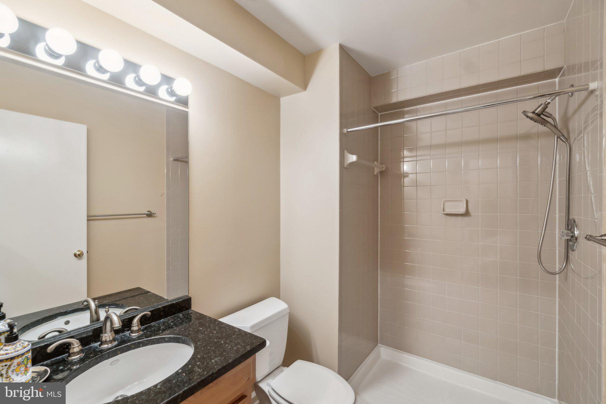 GLEN MILL VILLAGE - Residential