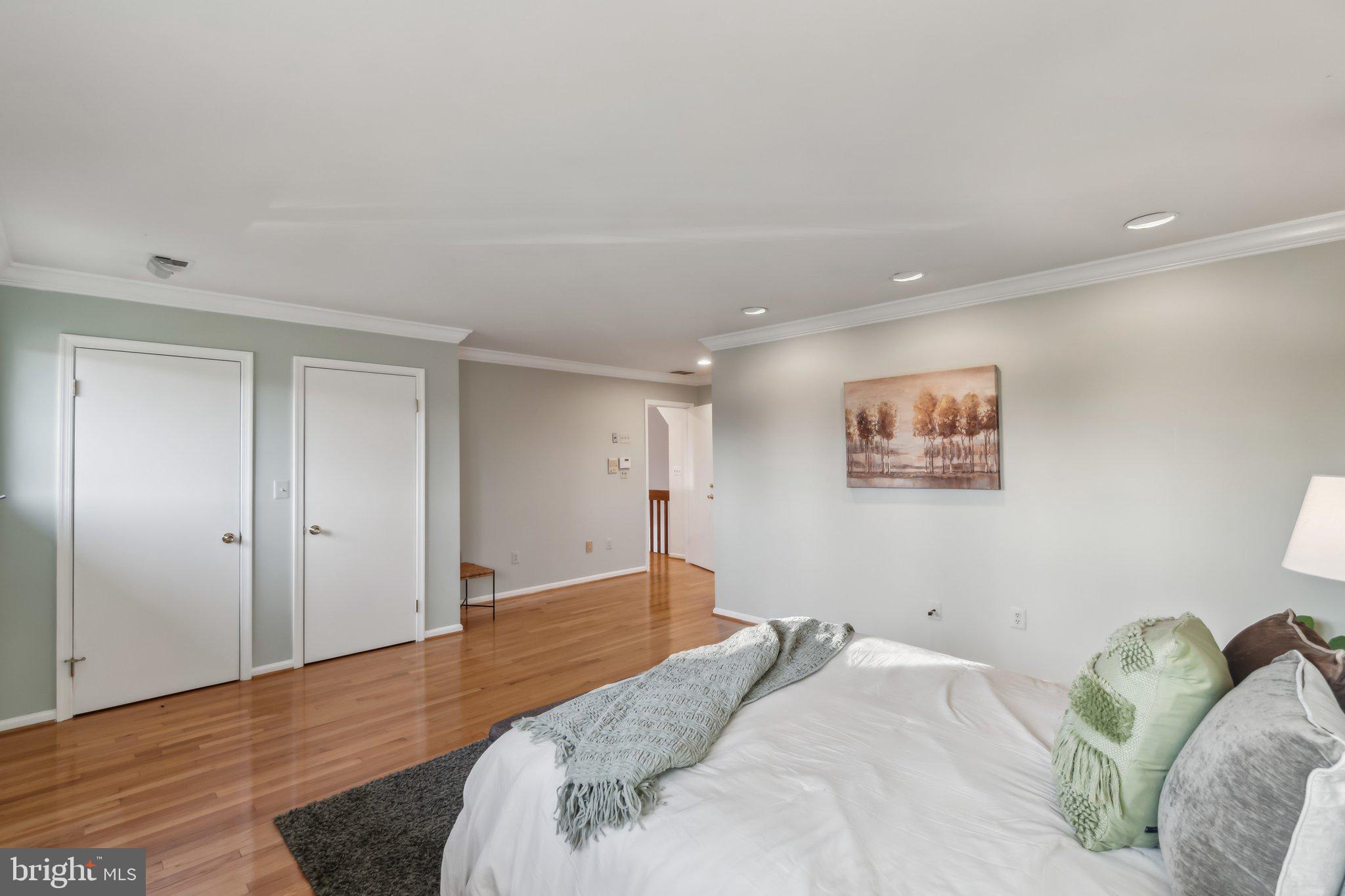 GLEN MILL VILLAGE - Residential