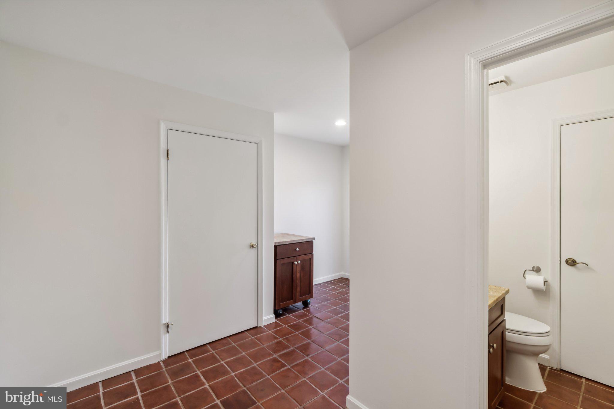 GLEN MILL VILLAGE - Residential