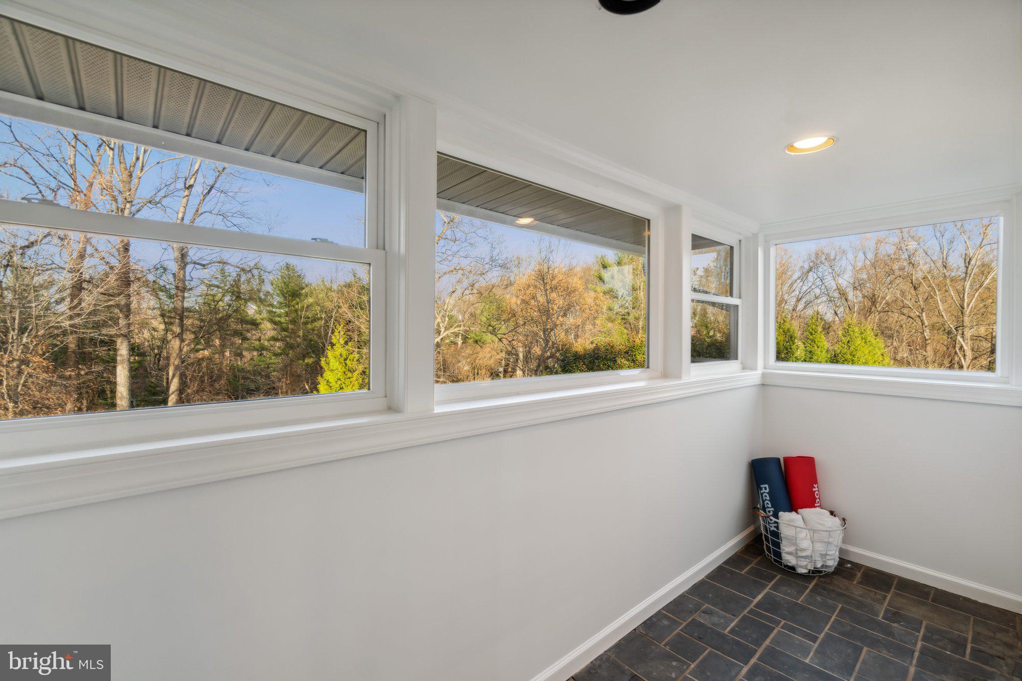 GLEN MILL VILLAGE - Residential