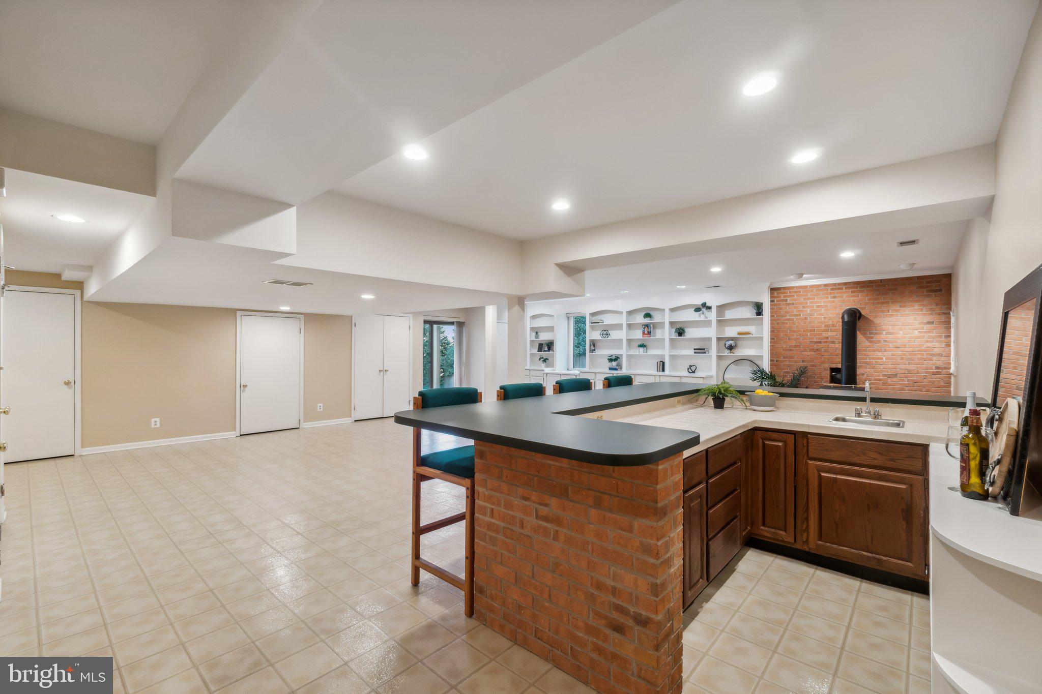 GLEN MILL VILLAGE - Residential