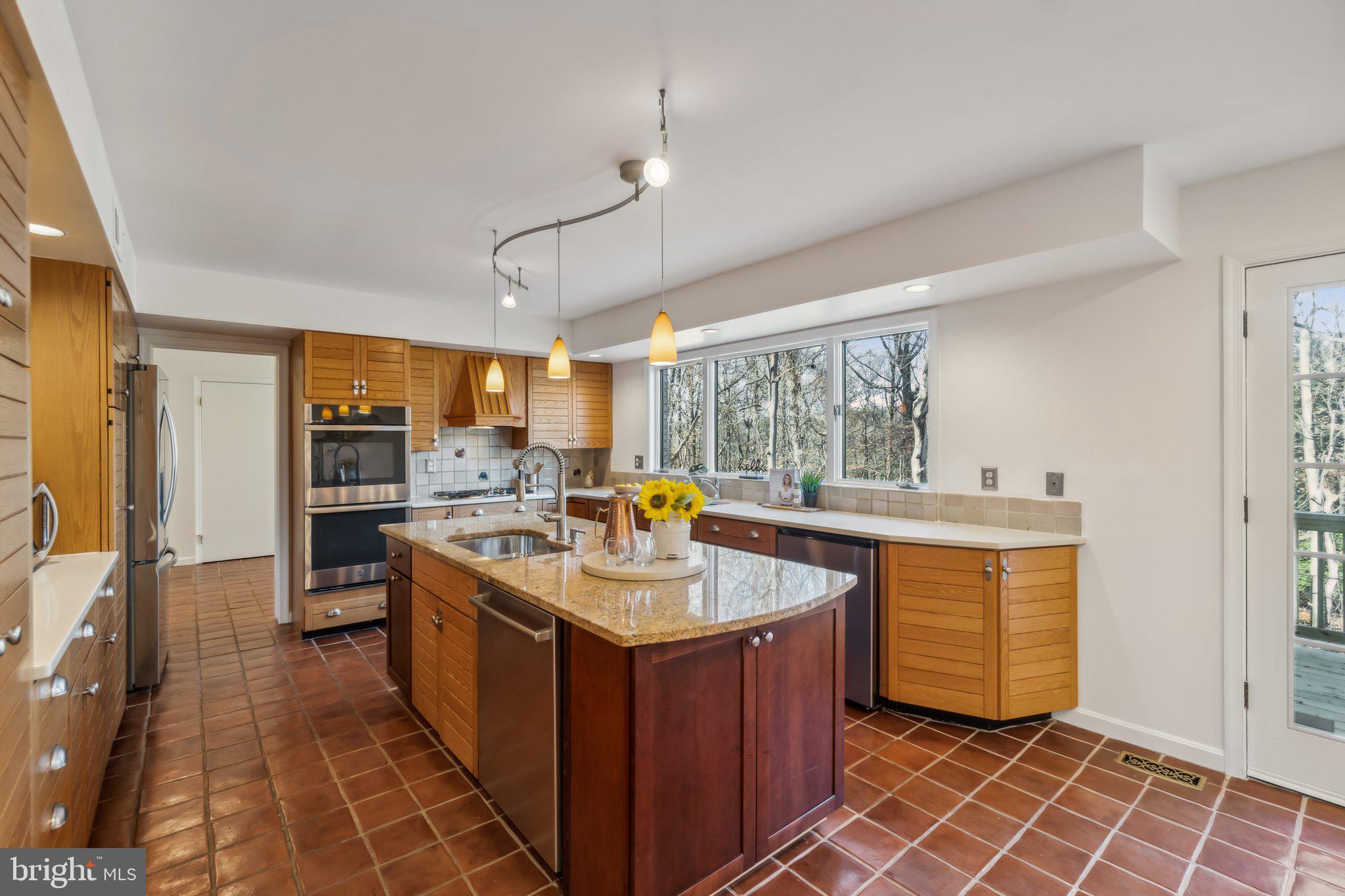 GLEN MILL VILLAGE - Residential