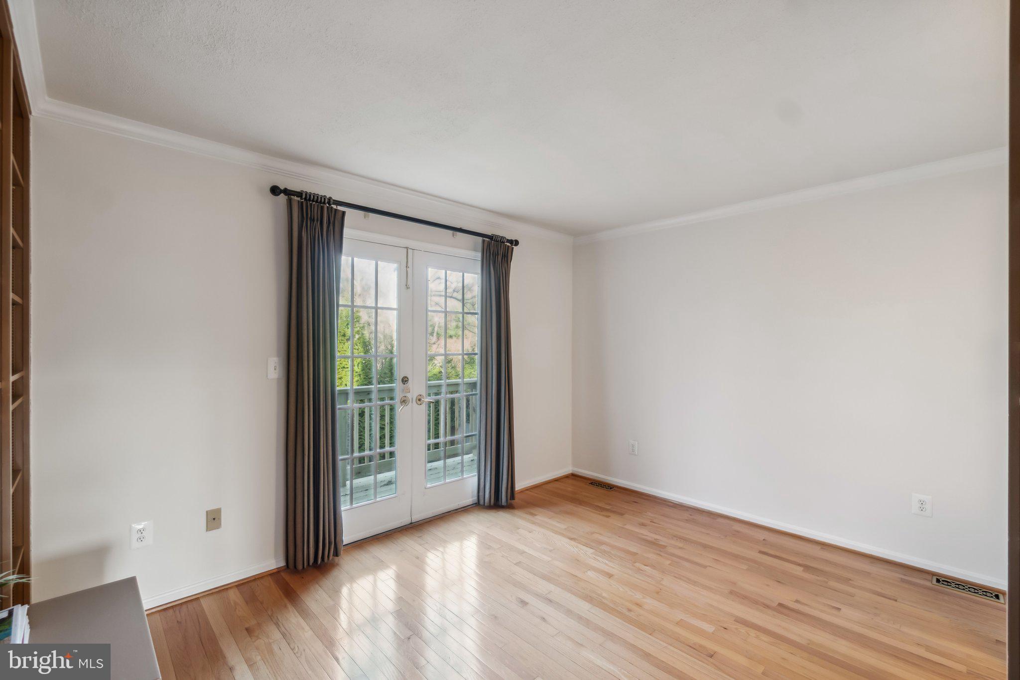 GLEN MILL VILLAGE - Residential