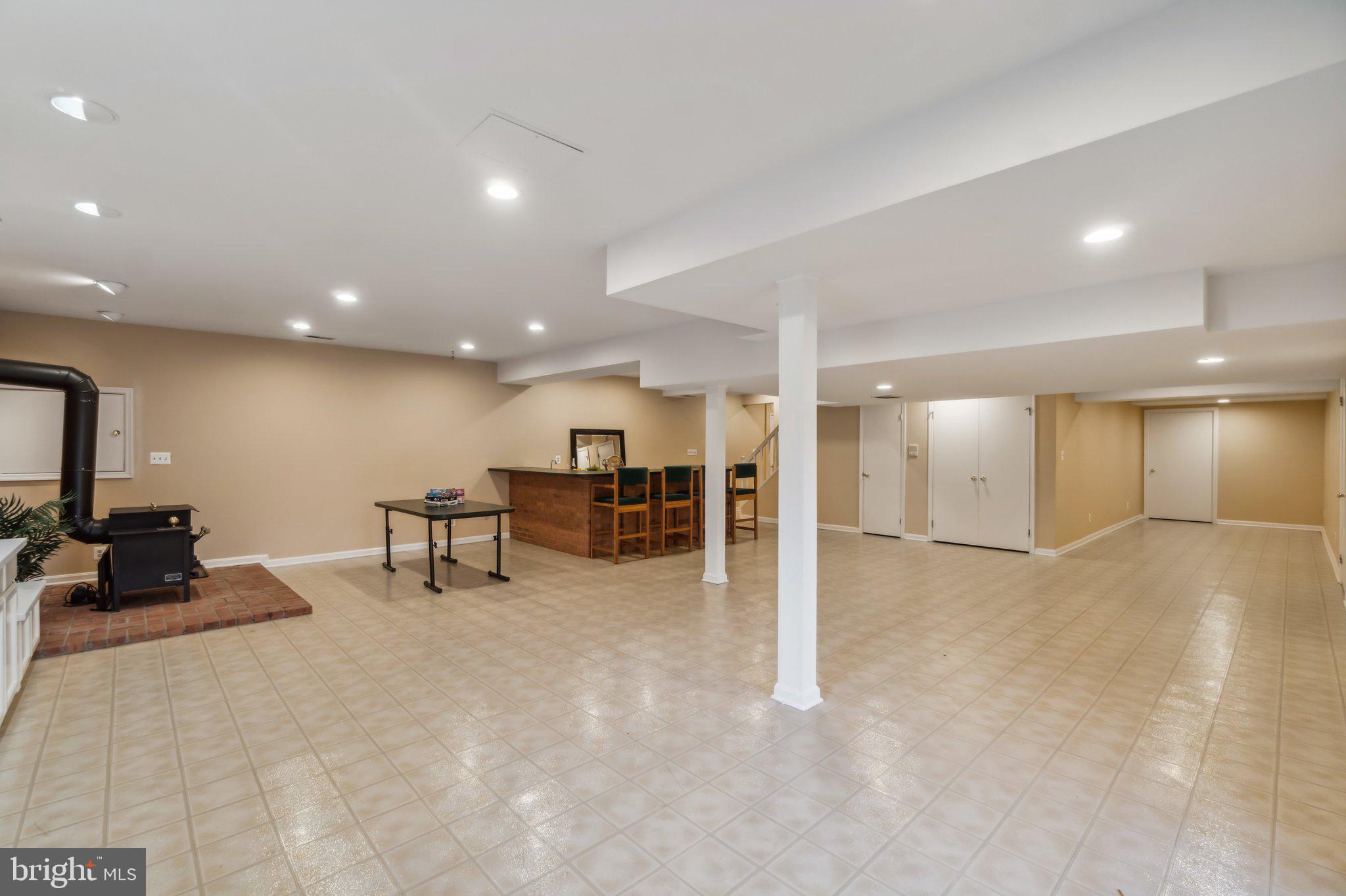 GLEN MILL VILLAGE - Residential