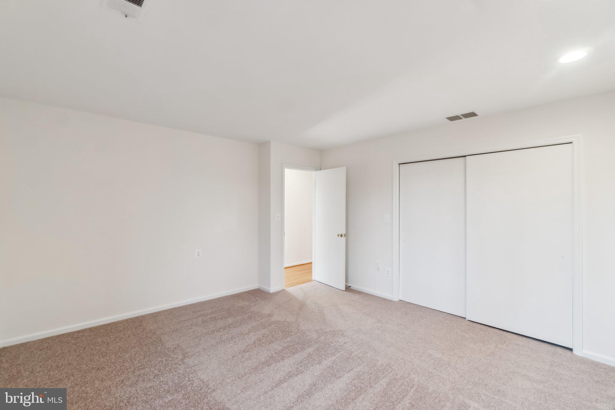 GLEN MILL VILLAGE - Residential