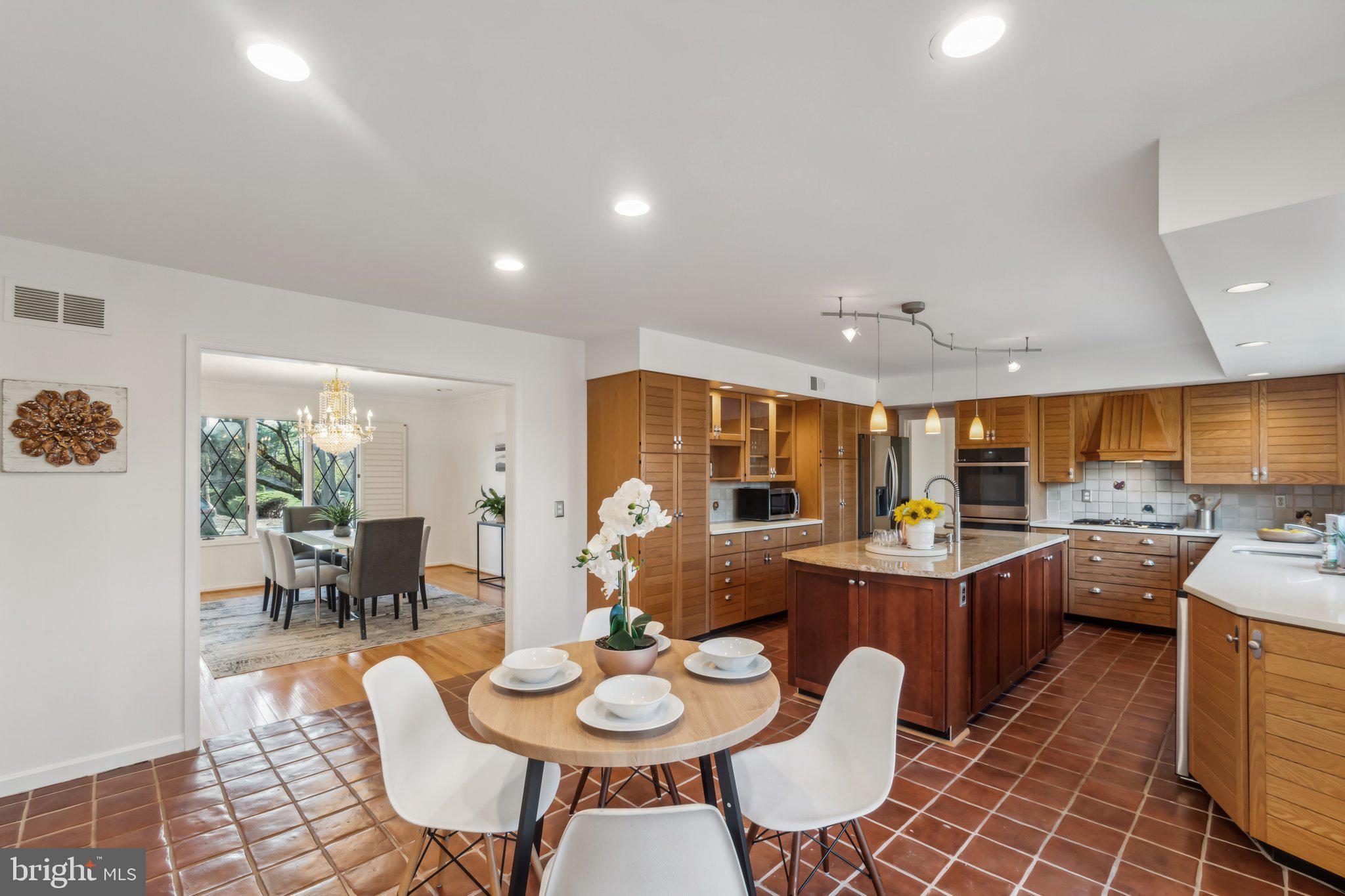 GLEN MILL VILLAGE - Residential